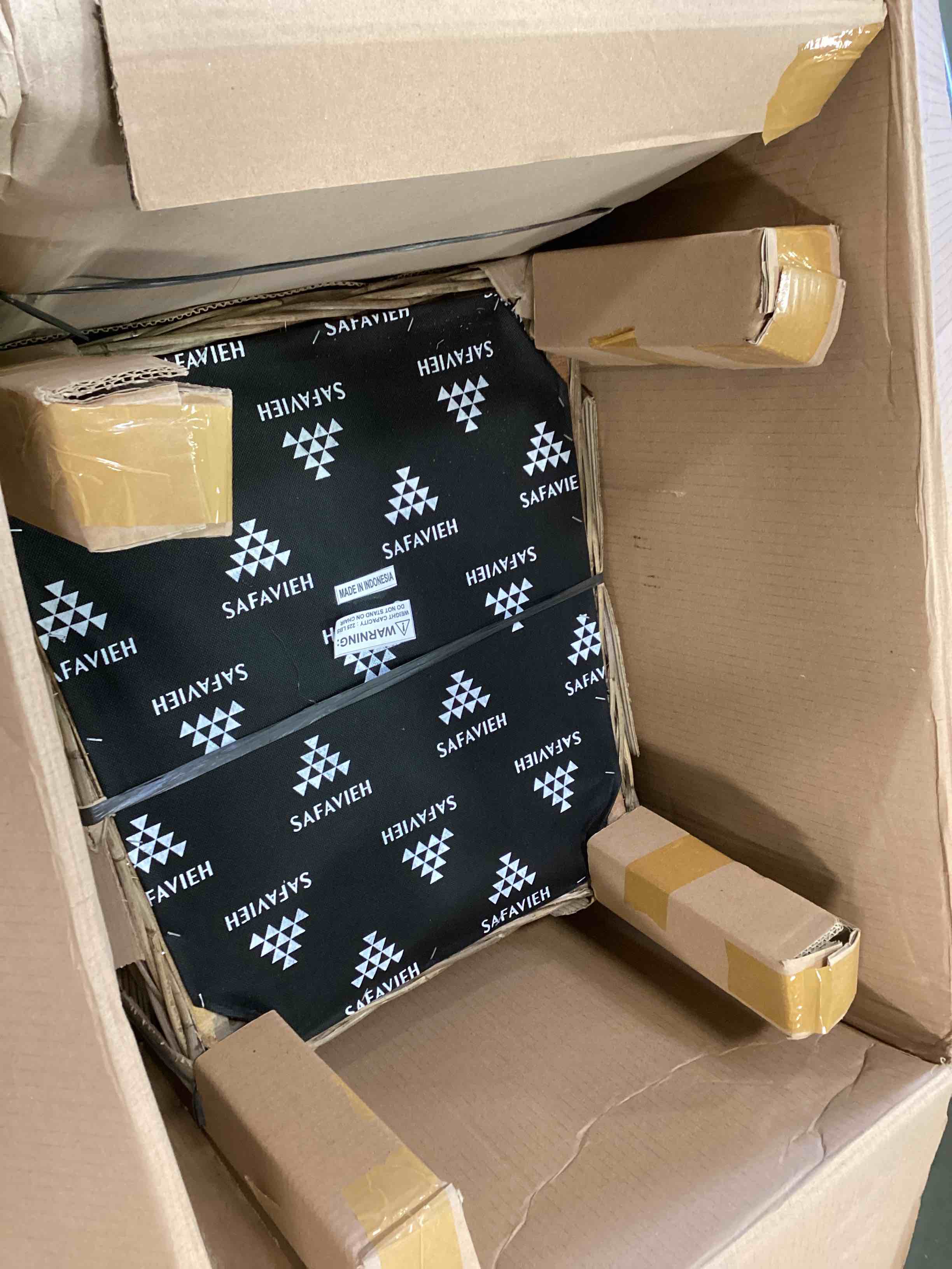 https://s3.amazonaws.com/lotting-images-prod/bidfta/PPE1907315_1736434300732.jpeg
