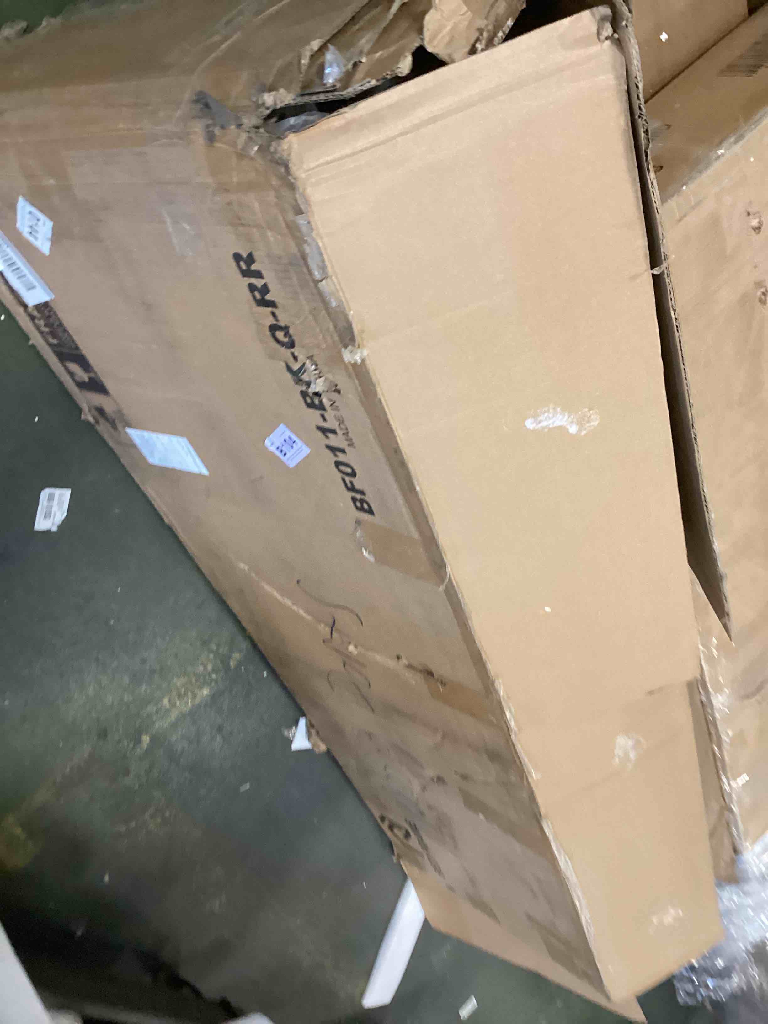 https://s3.amazonaws.com/lotting-images-prod/bidfta/PPE1907972_1737407988139.jpeg