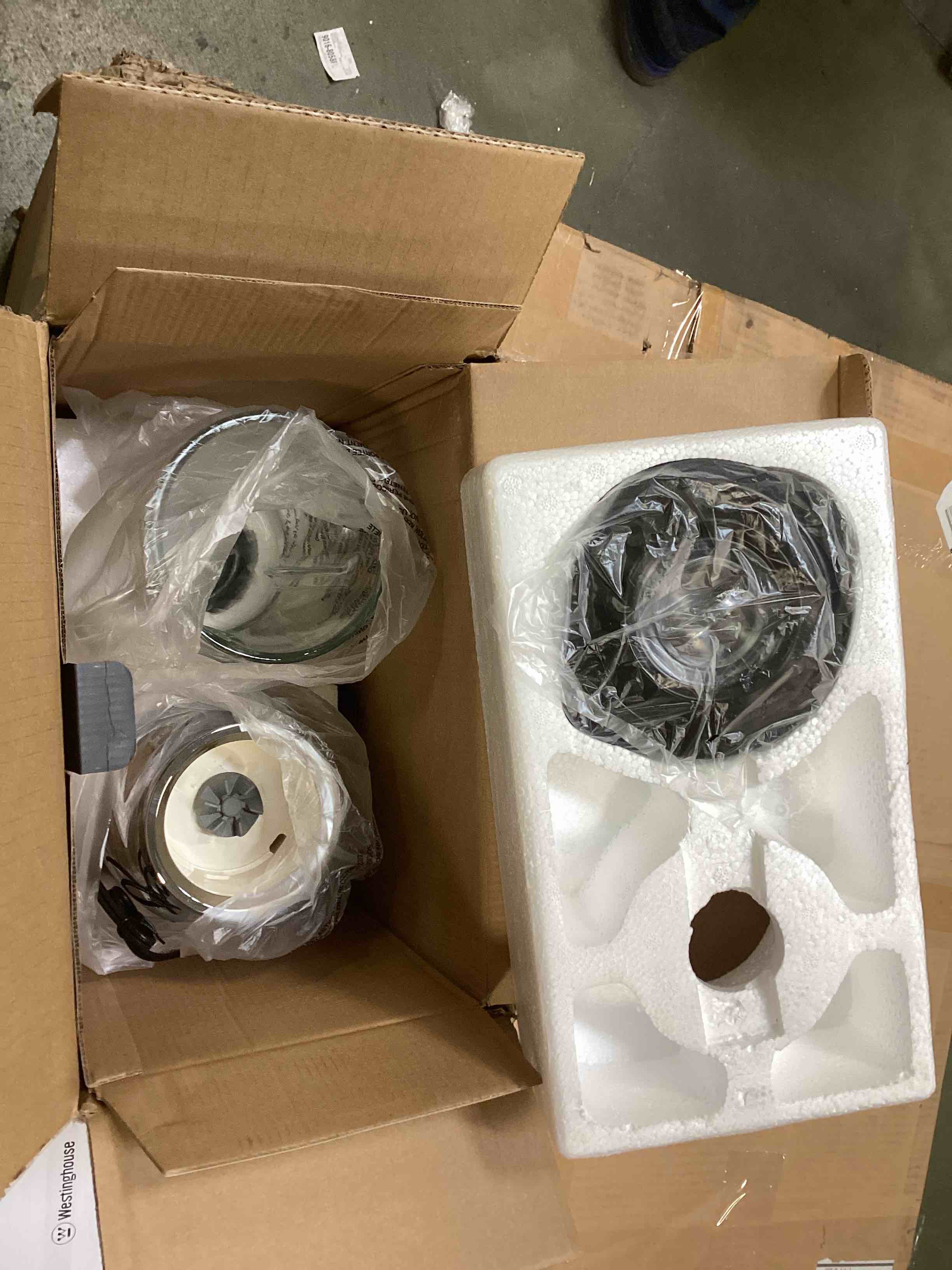 https://s3.amazonaws.com/lotting-images-prod/bidfta/PPE1908365_1737993423611.jpeg