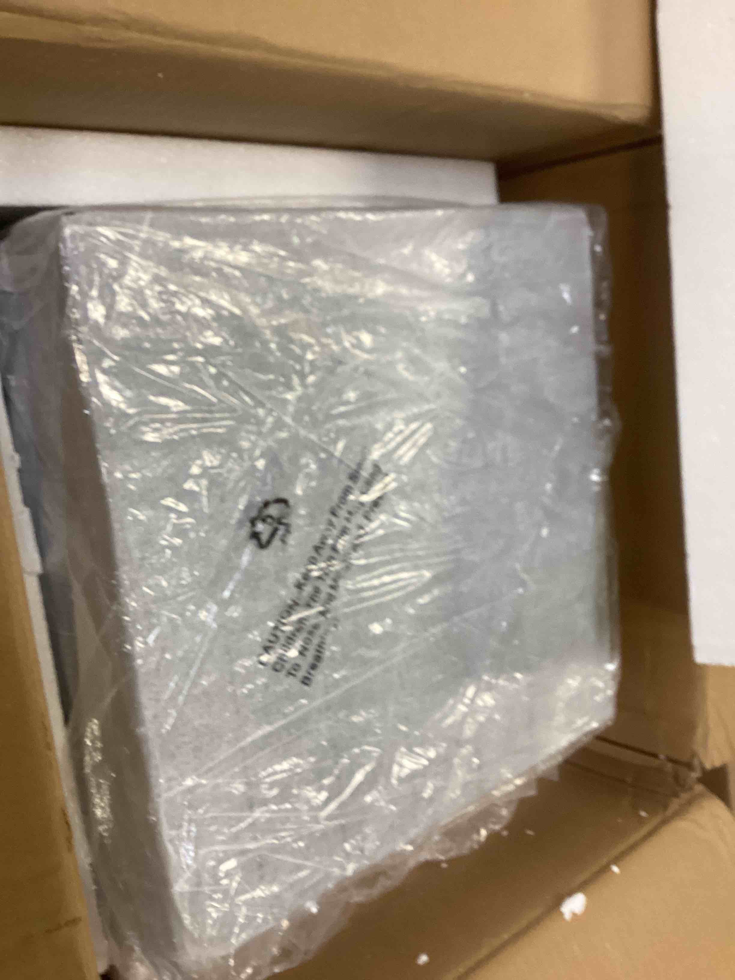 https://s3.amazonaws.com/lotting-images-prod/bidfta/PPE1908376_1737996652551.jpeg