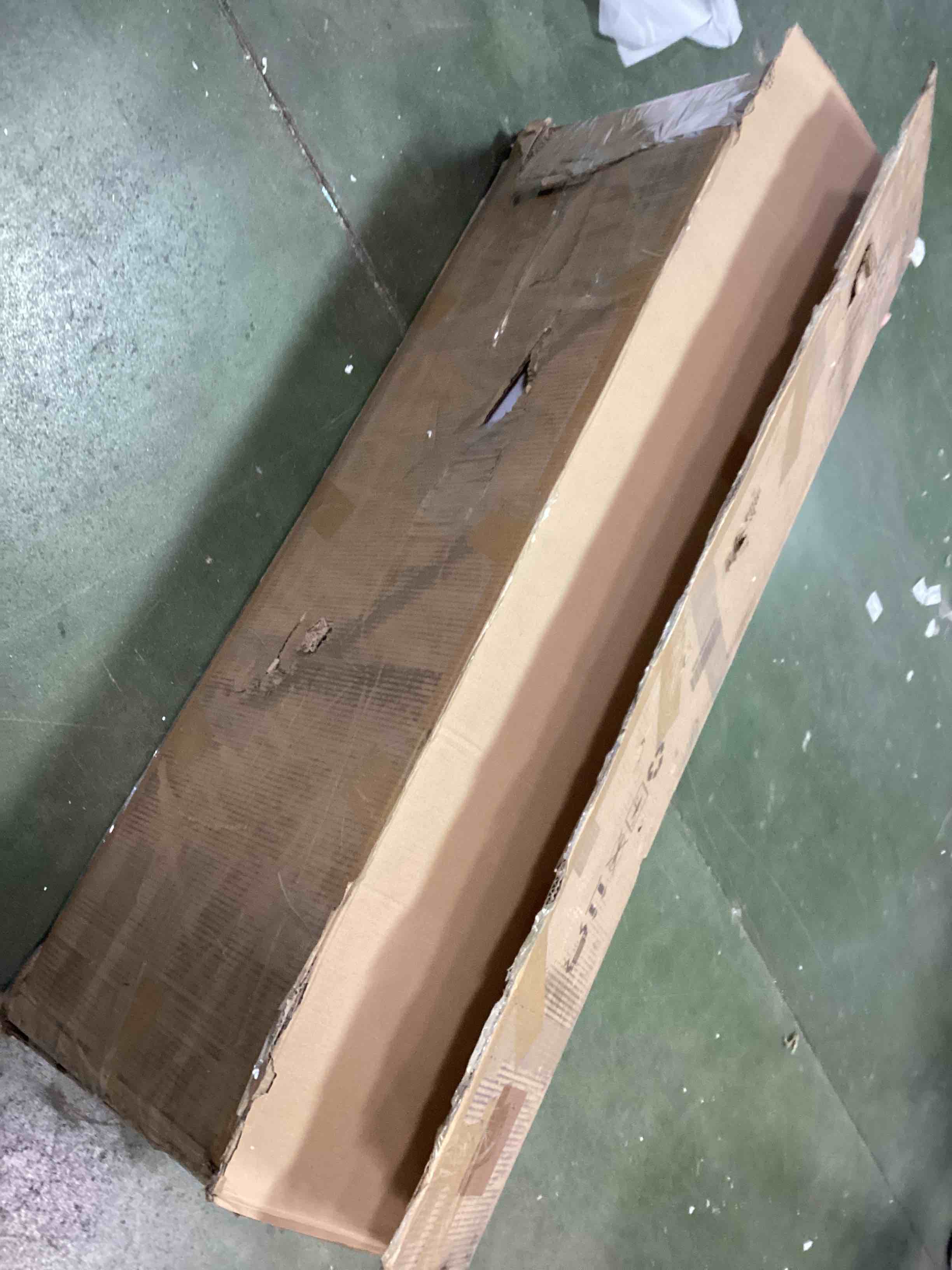 https://s3.amazonaws.com/lotting-images-prod/bidfta/PPE1908545_1738158643501.jpeg