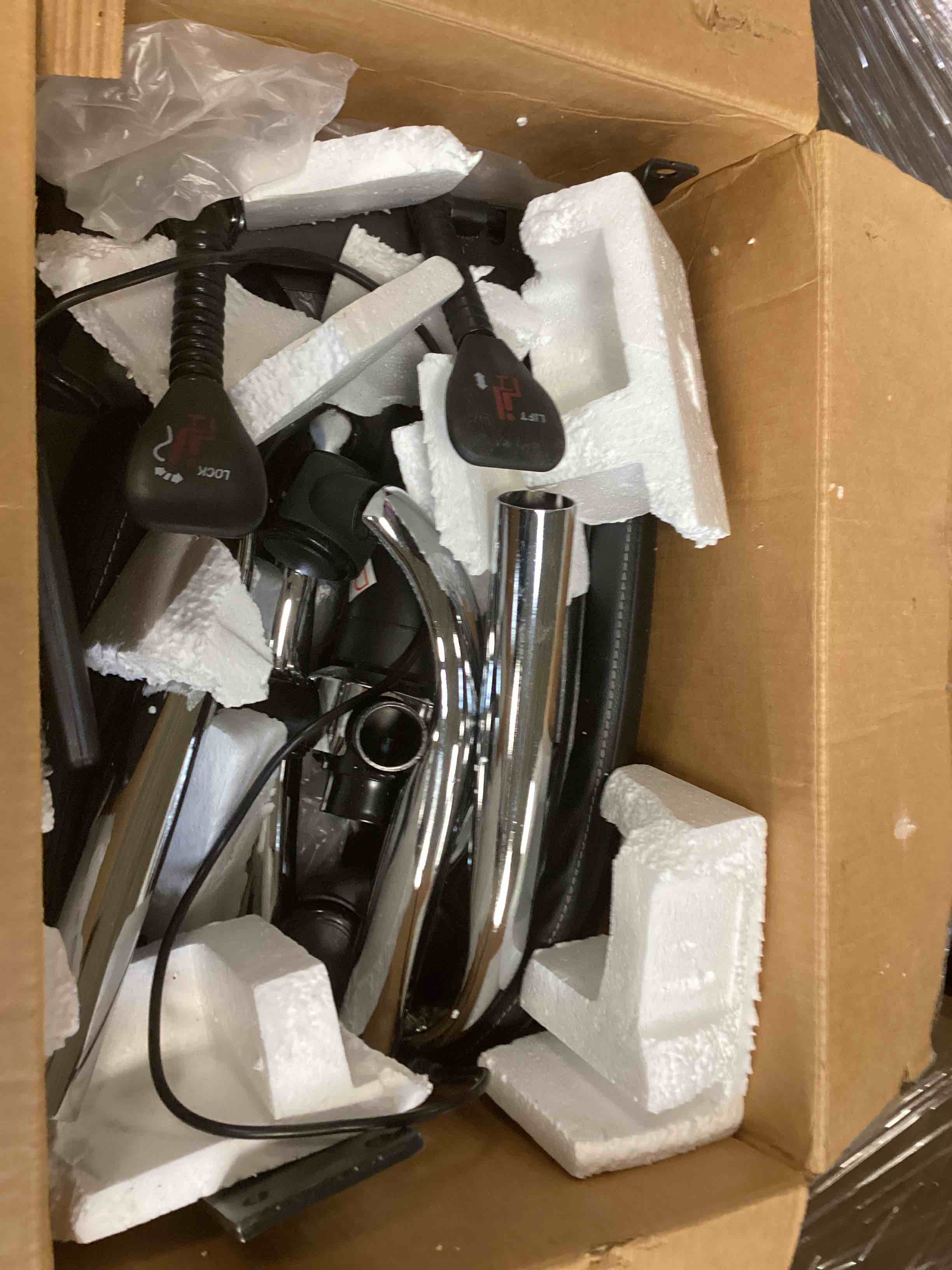 https://s3.amazonaws.com/lotting-images-prod/bidfta/PPE1908672_1738259053930.jpeg