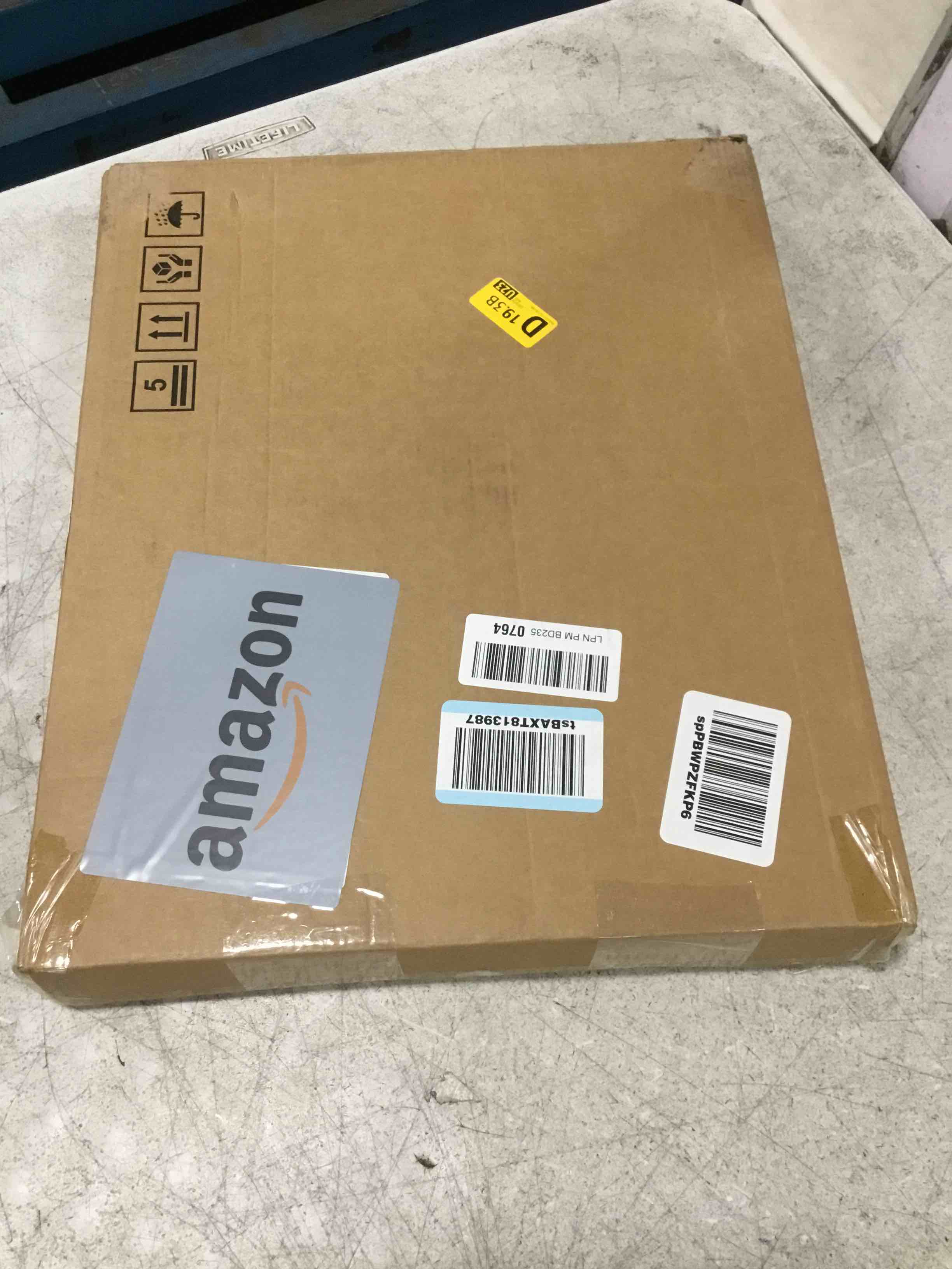https://s3.amazonaws.com/lotting-images-prod/bidfta/PPE1909734_1733764584020.jpeg