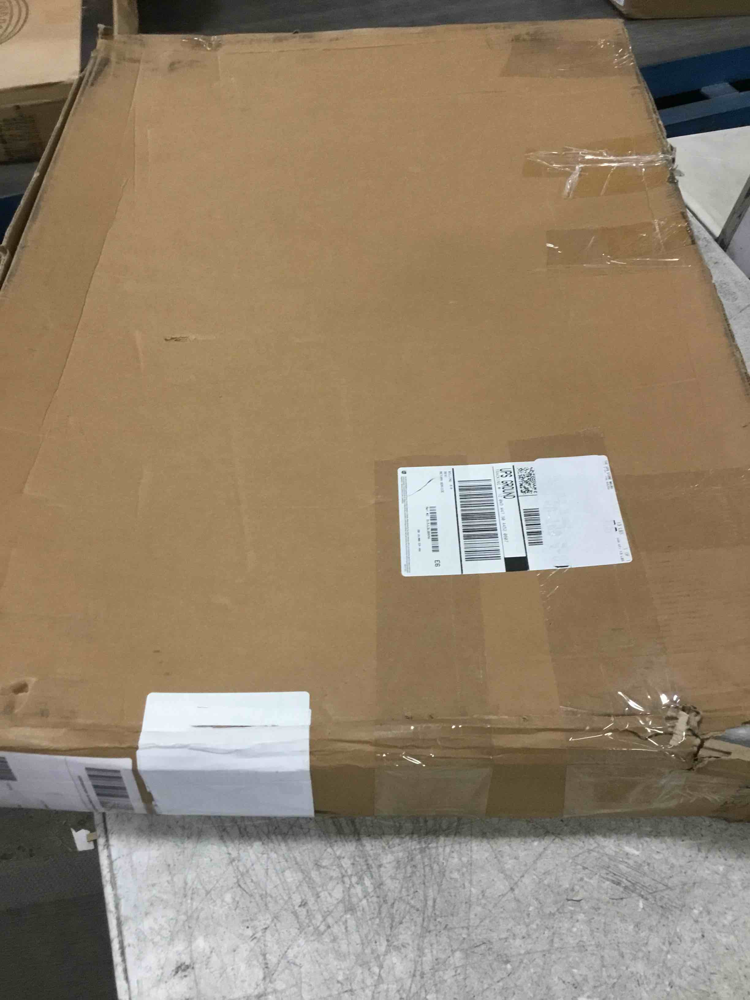 https://s3.amazonaws.com/lotting-images-prod/bidfta/PPE1909736_1733765024845.jpeg