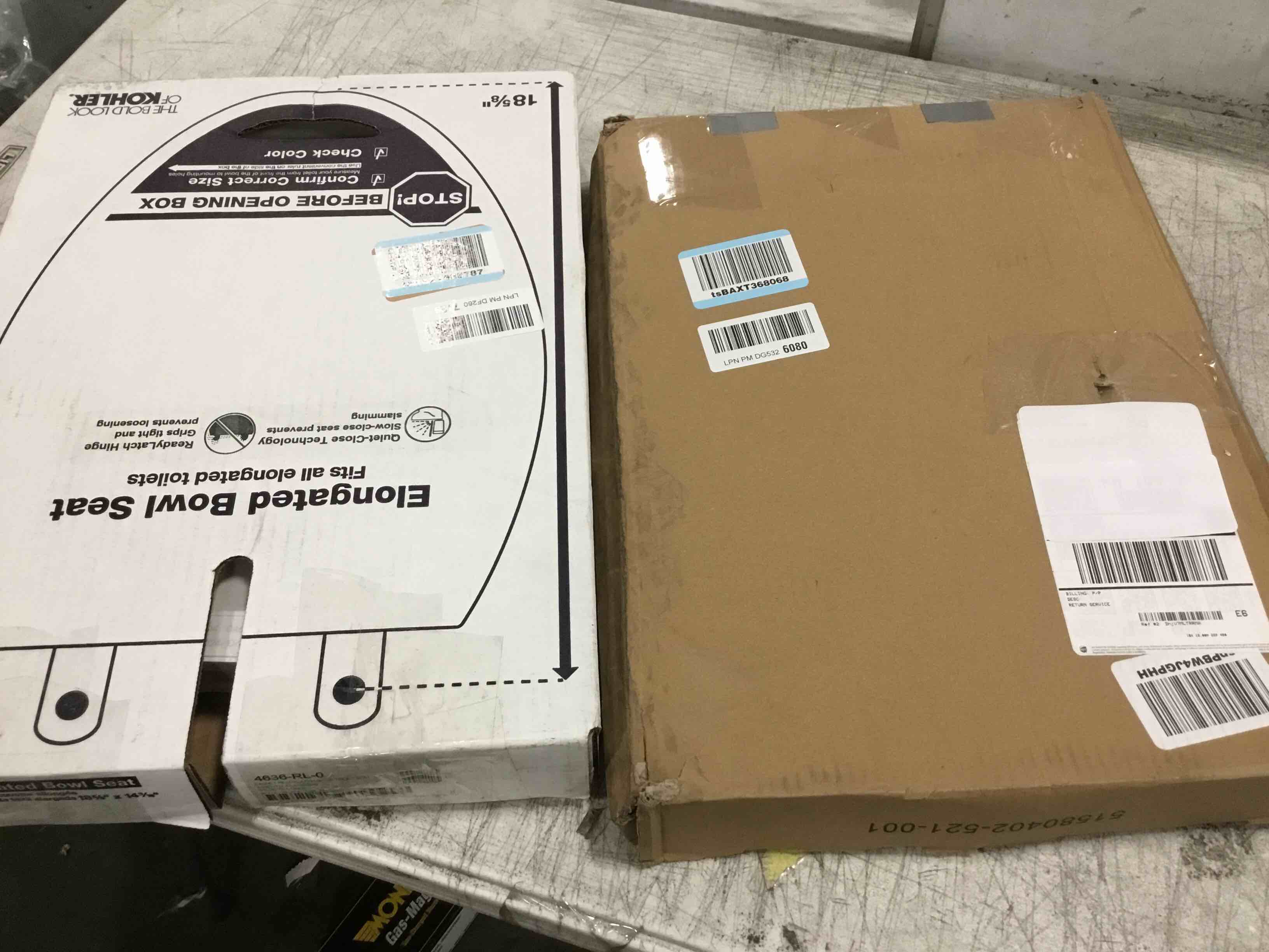 Assortment of Round Bowl Seats, fits all round toilets, different styles and different sizes, from different brands,