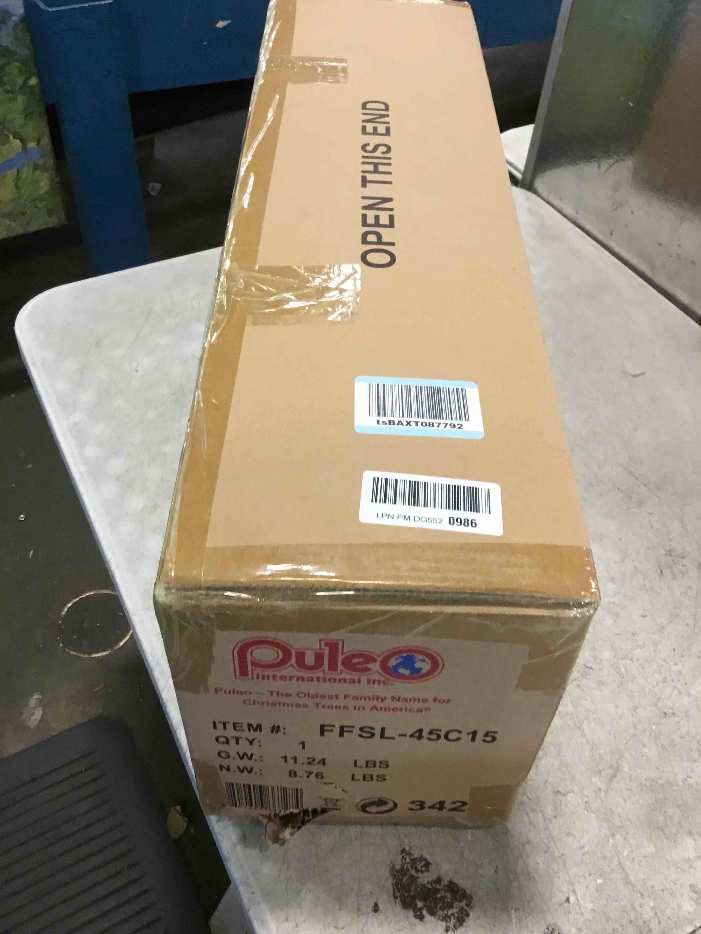 https://s3.amazonaws.com/lotting-images-prod/bidfta/PPE1910456_1734017431554.jpeg