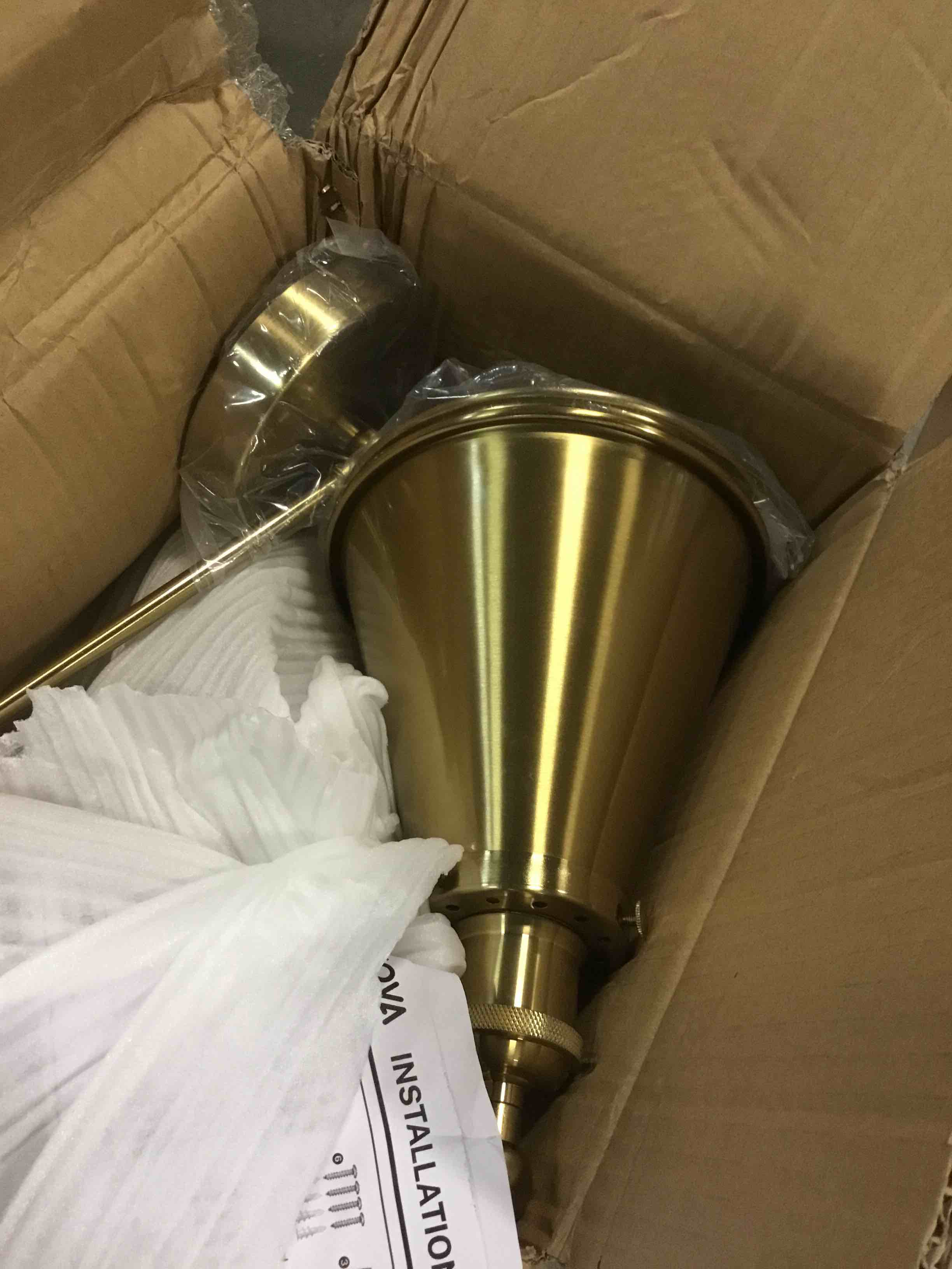 https://s3.amazonaws.com/lotting-images-prod/bidfta/PPE1911593_1734542089175.jpeg