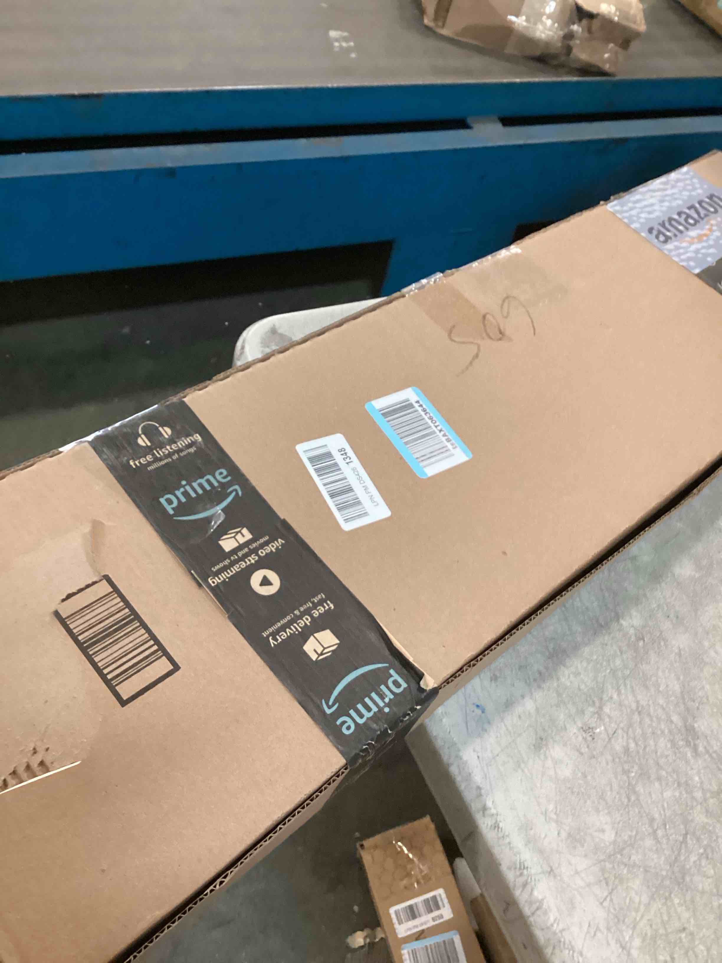 https://s3.amazonaws.com/lotting-images-prod/bidfta/PPE1936141_1743615324033.jpeg