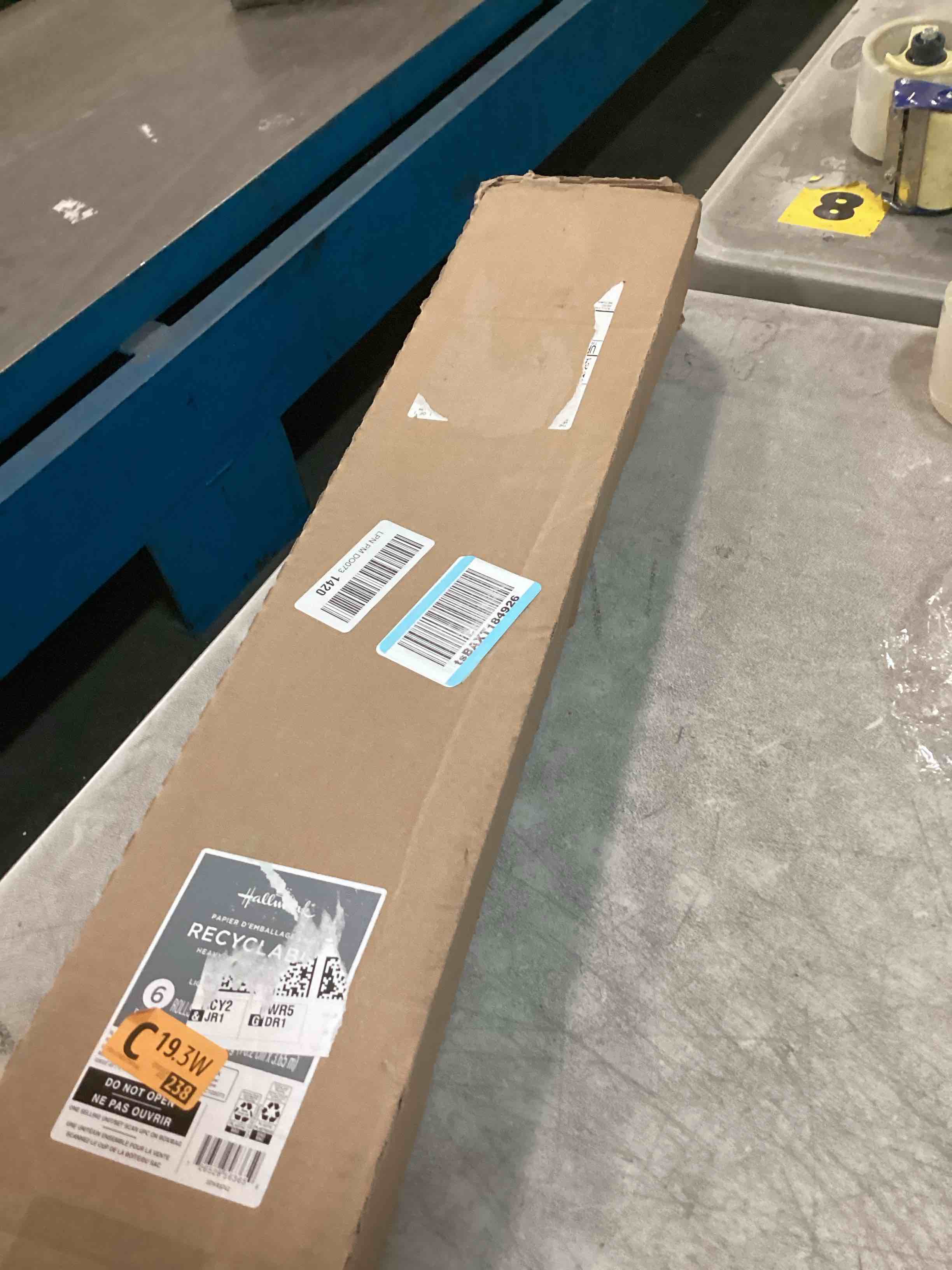 https://s3.amazonaws.com/lotting-images-prod/bidfta/PPE1936196_1743608444107.jpeg