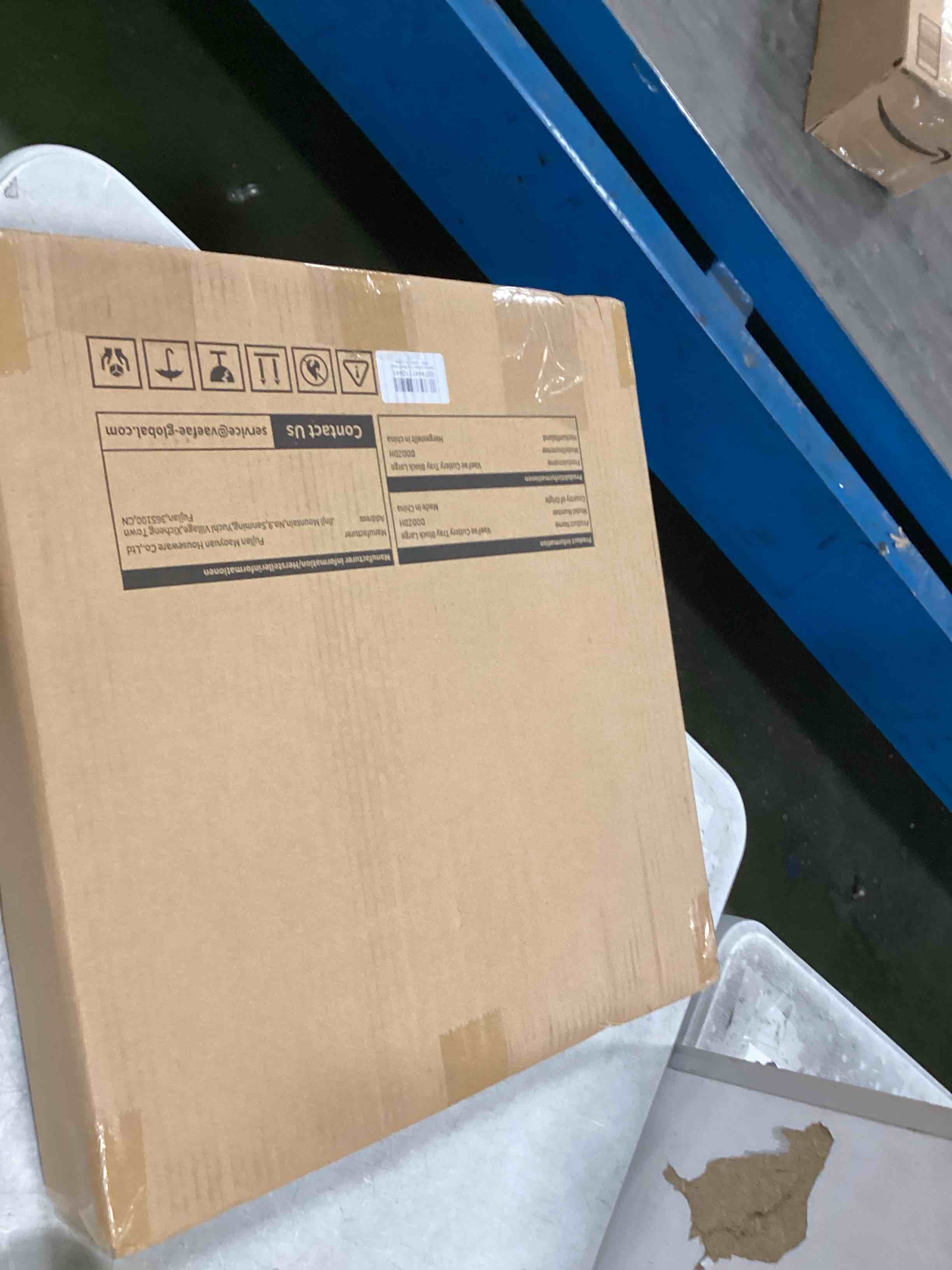 https://s3.amazonaws.com/lotting-images-prod/bidfta/PPE1936267_1743684022402.jpeg