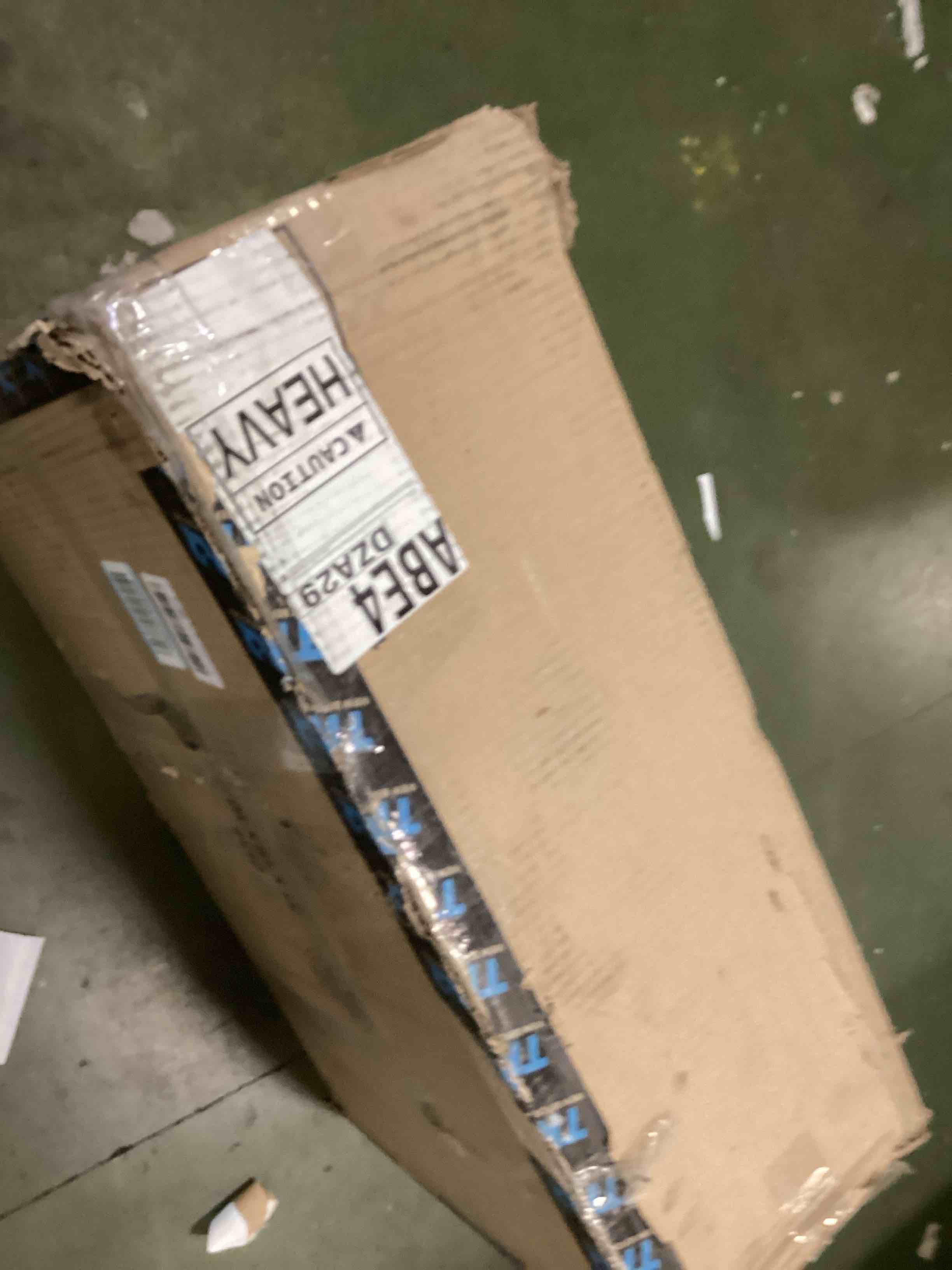 https://s3.amazonaws.com/lotting-images-prod/bidfta/PPE1936366_1743702027089.jpeg