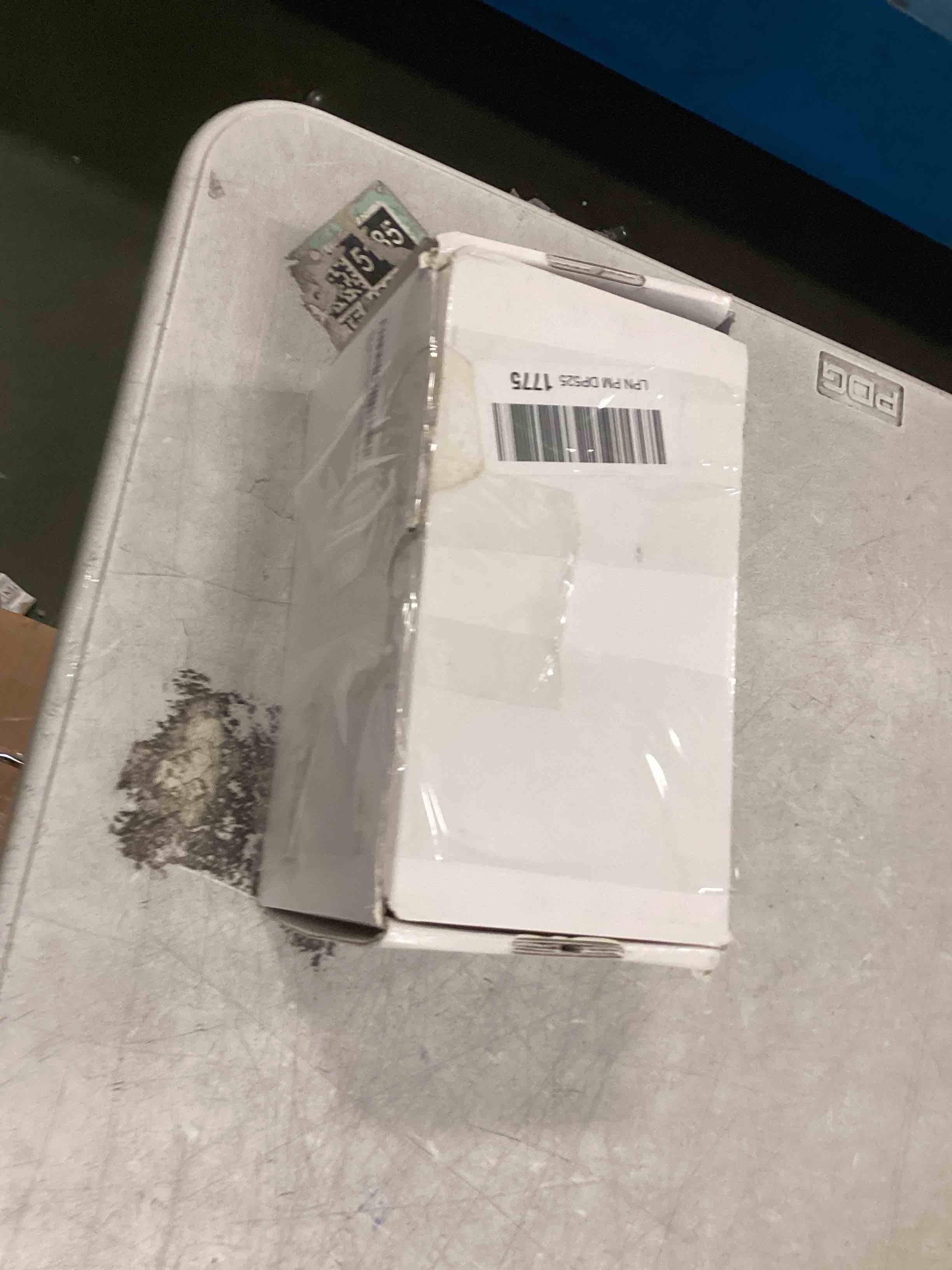 https://s3.amazonaws.com/lotting-images-prod/bidfta/PPE1936479_1743774311169.jpeg