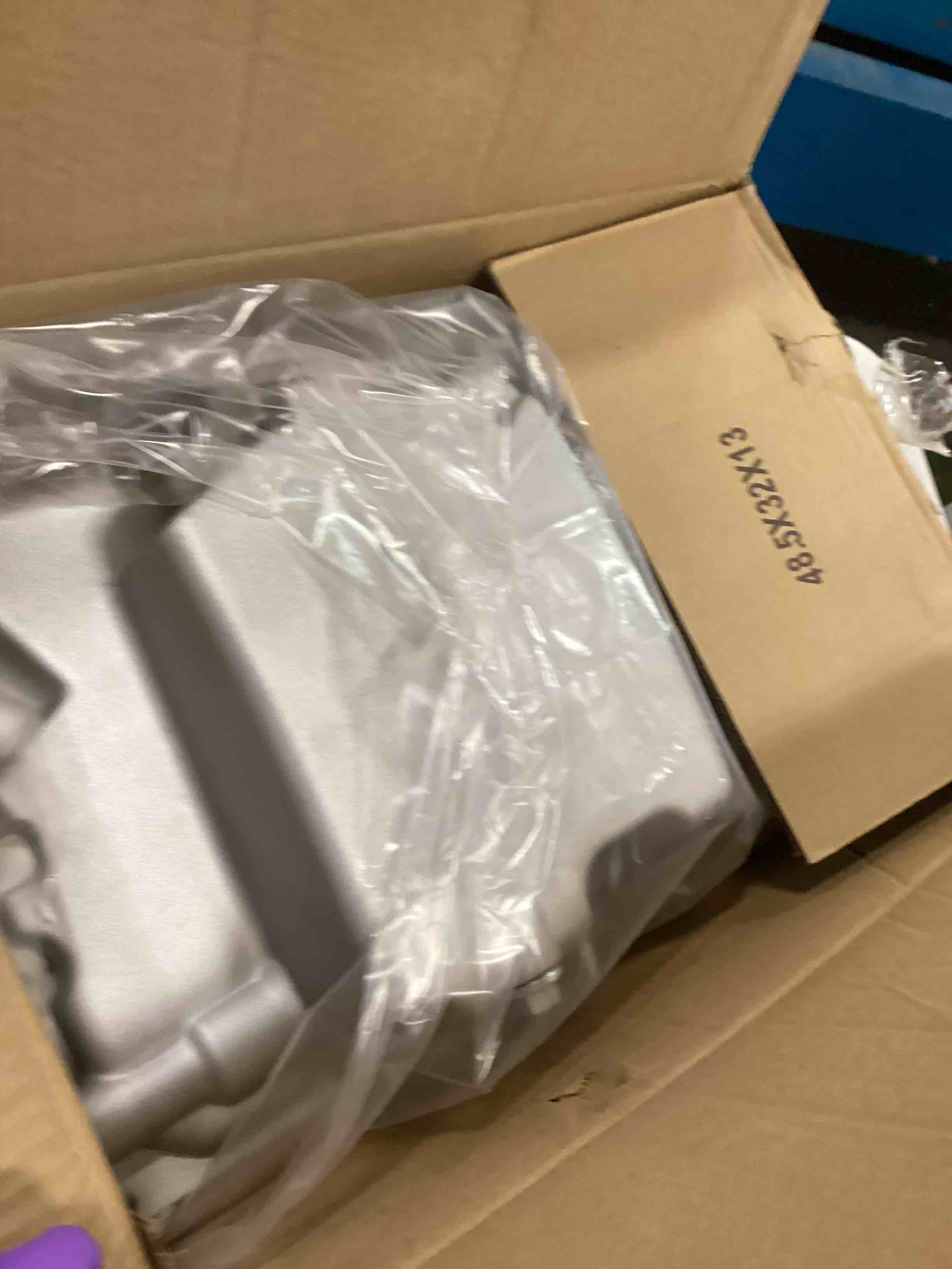 https://s3.amazonaws.com/lotting-images-prod/bidfta/PPE1936550_1743769492420.jpeg