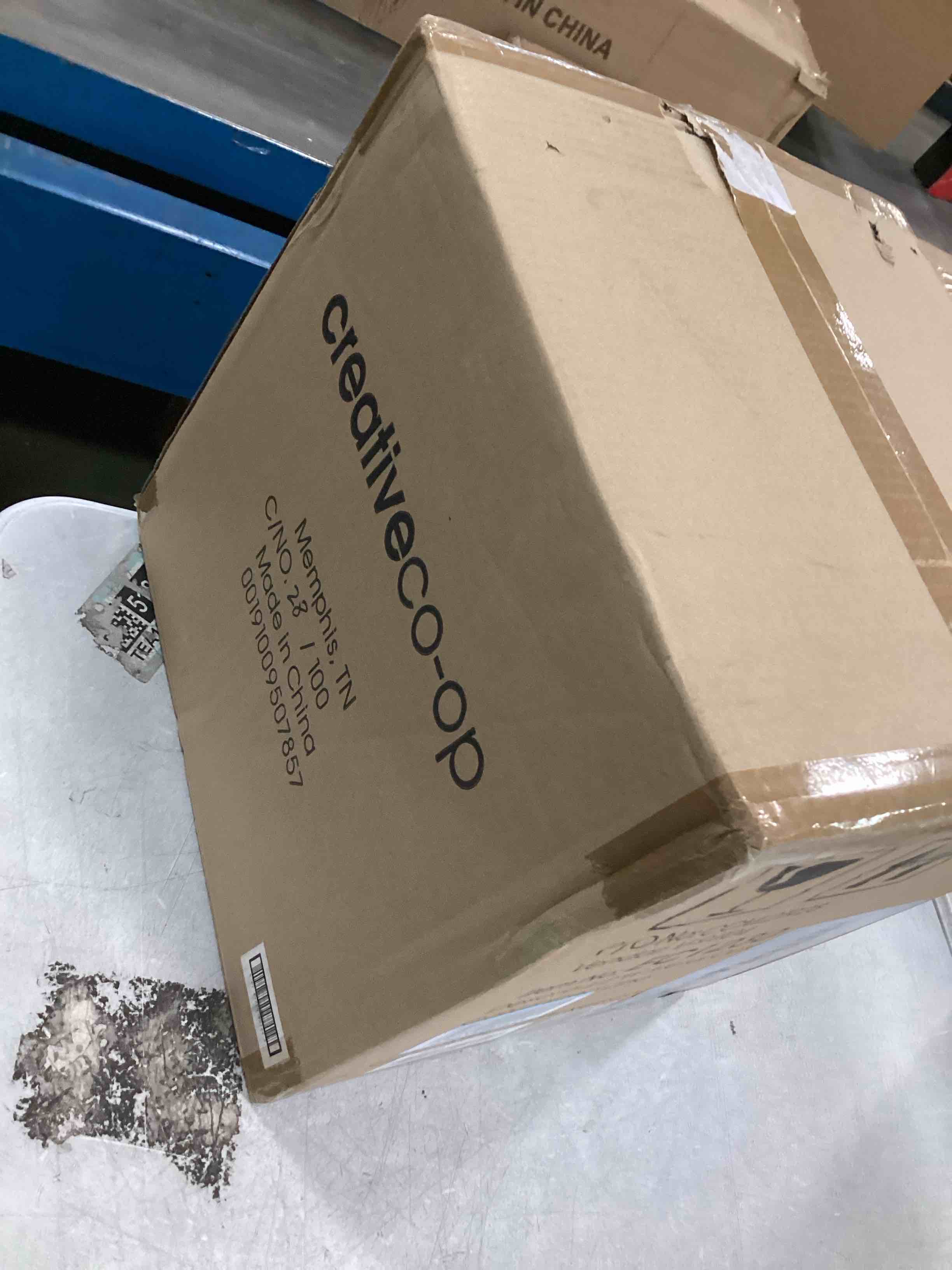 https://s3.amazonaws.com/lotting-images-prod/bidfta/PPE1936623_1743780933646.jpeg