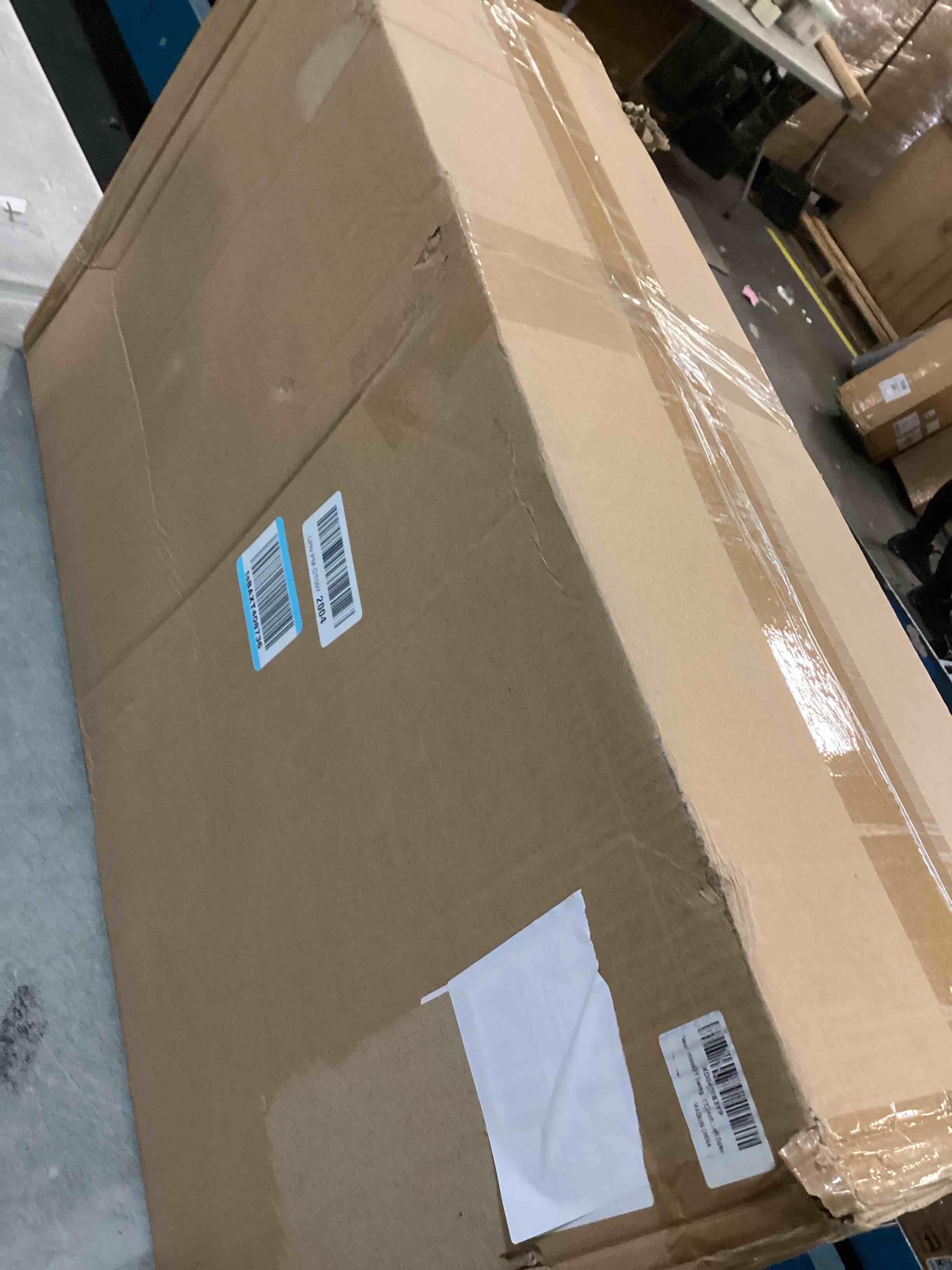 https://s3.amazonaws.com/lotting-images-prod/bidfta/PPE1937463_1744400383528.jpeg