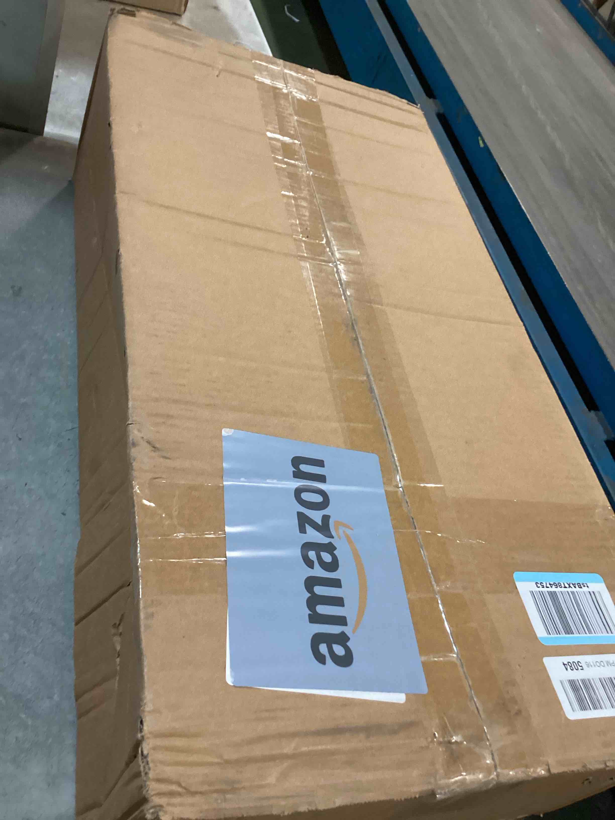 https://s3.amazonaws.com/lotting-images-prod/bidfta/PPE1937470_1744397680706.jpeg