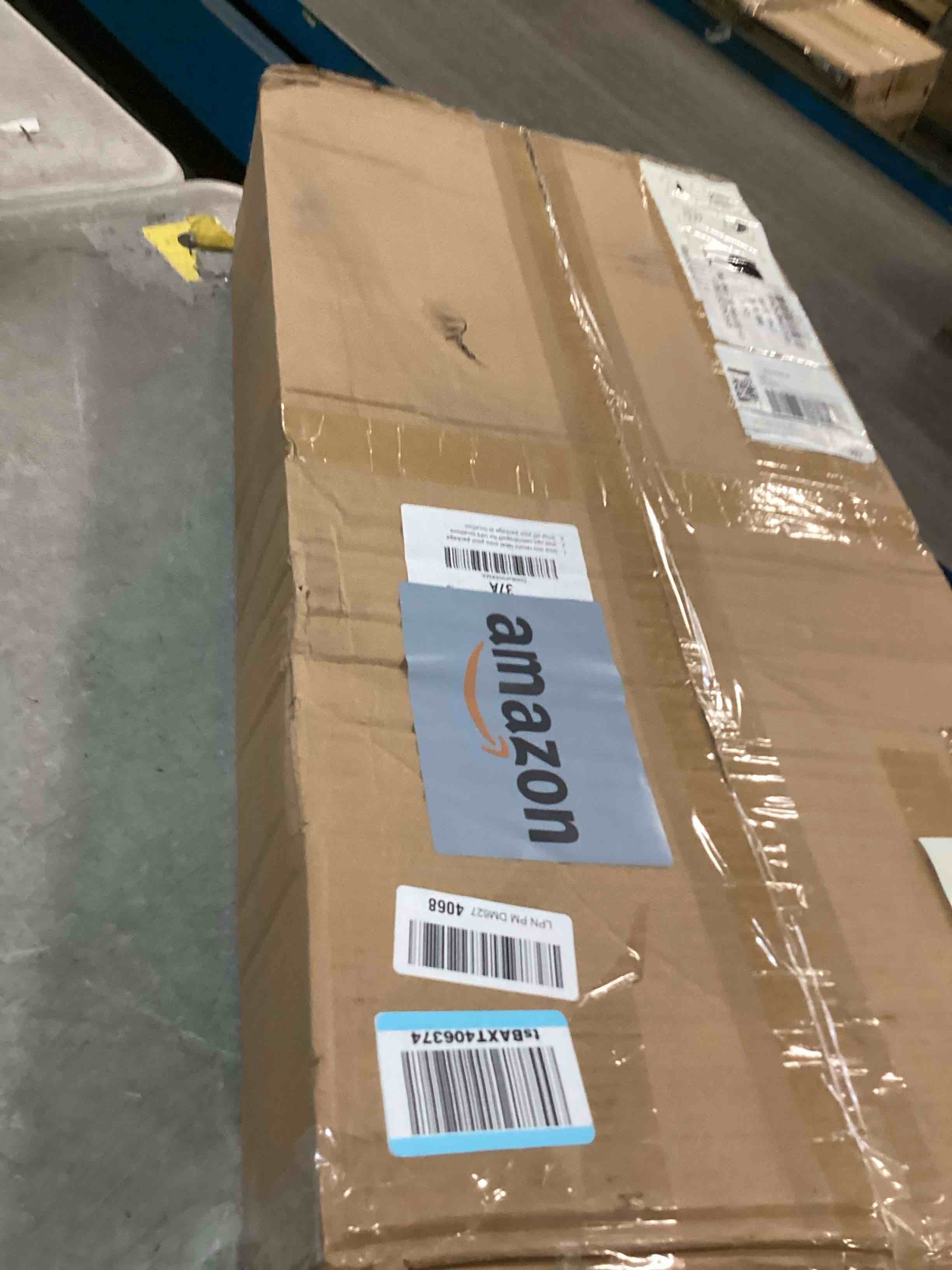 https://s3.amazonaws.com/lotting-images-prod/bidfta/PPE1937471_1744397582241.jpeg