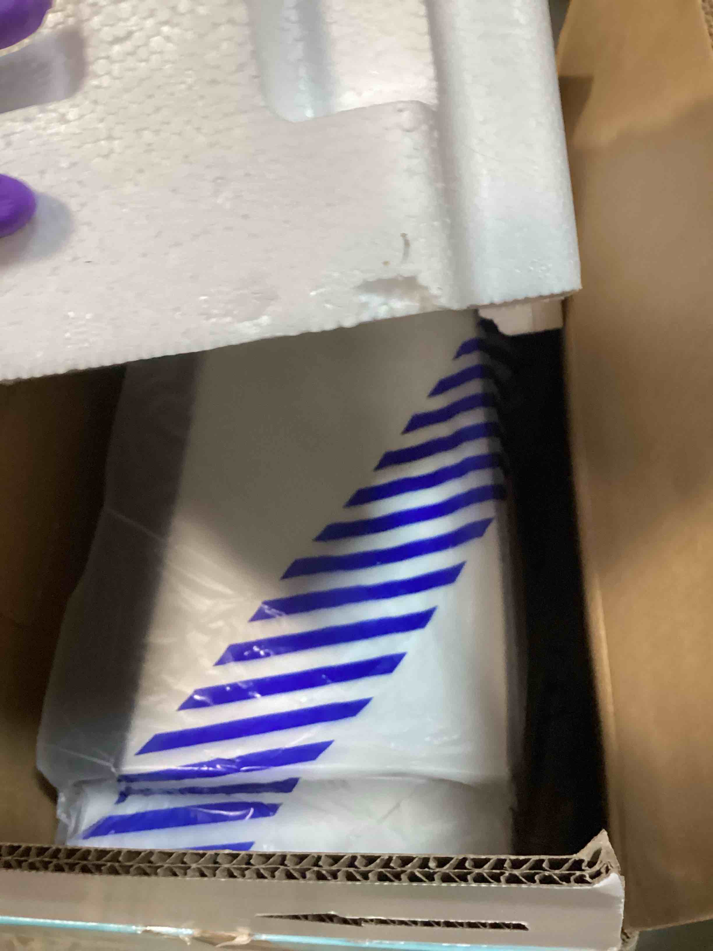 https://s3.amazonaws.com/lotting-images-prod/bidfta/PPE1937570_1744634195514.jpeg