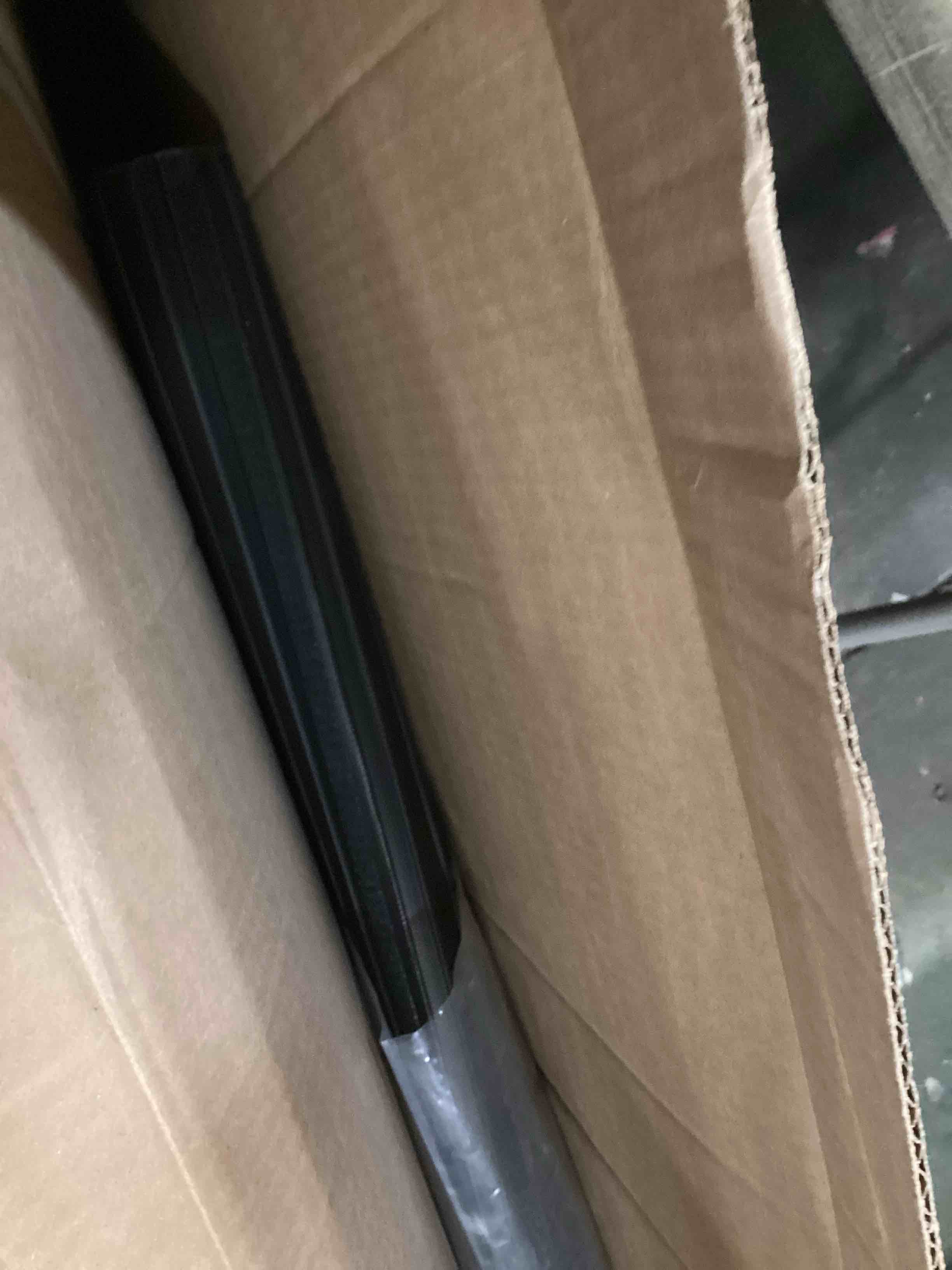 https://s3.amazonaws.com/lotting-images-prod/bidfta/PPE1937840_1744740130500.jpeg