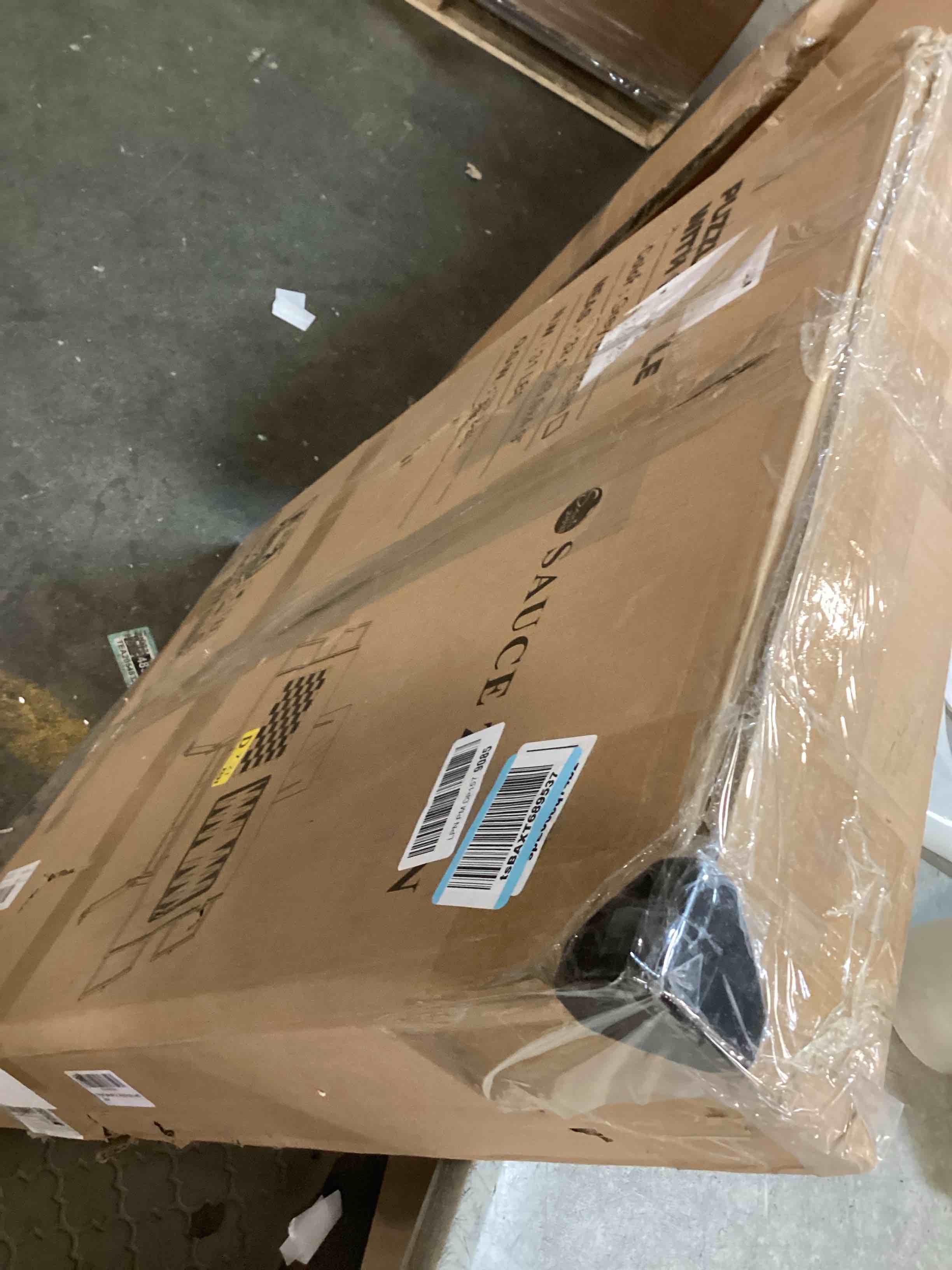 https://s3.amazonaws.com/lotting-images-prod/bidfta/PPE1937868_1744745241703.jpeg