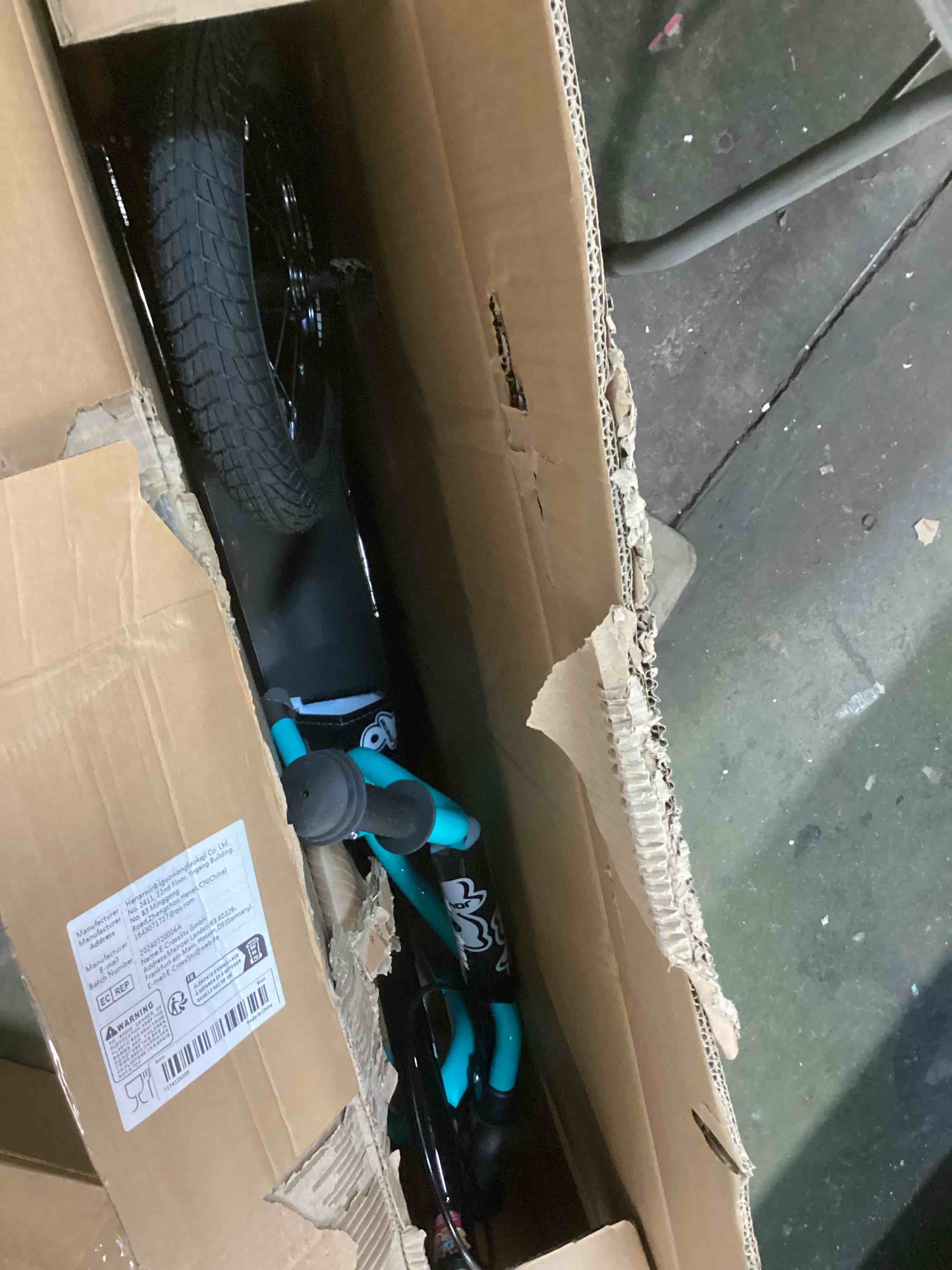 https://s3.amazonaws.com/lotting-images-prod/bidfta/PPE1938127_1744833006377.jpeg