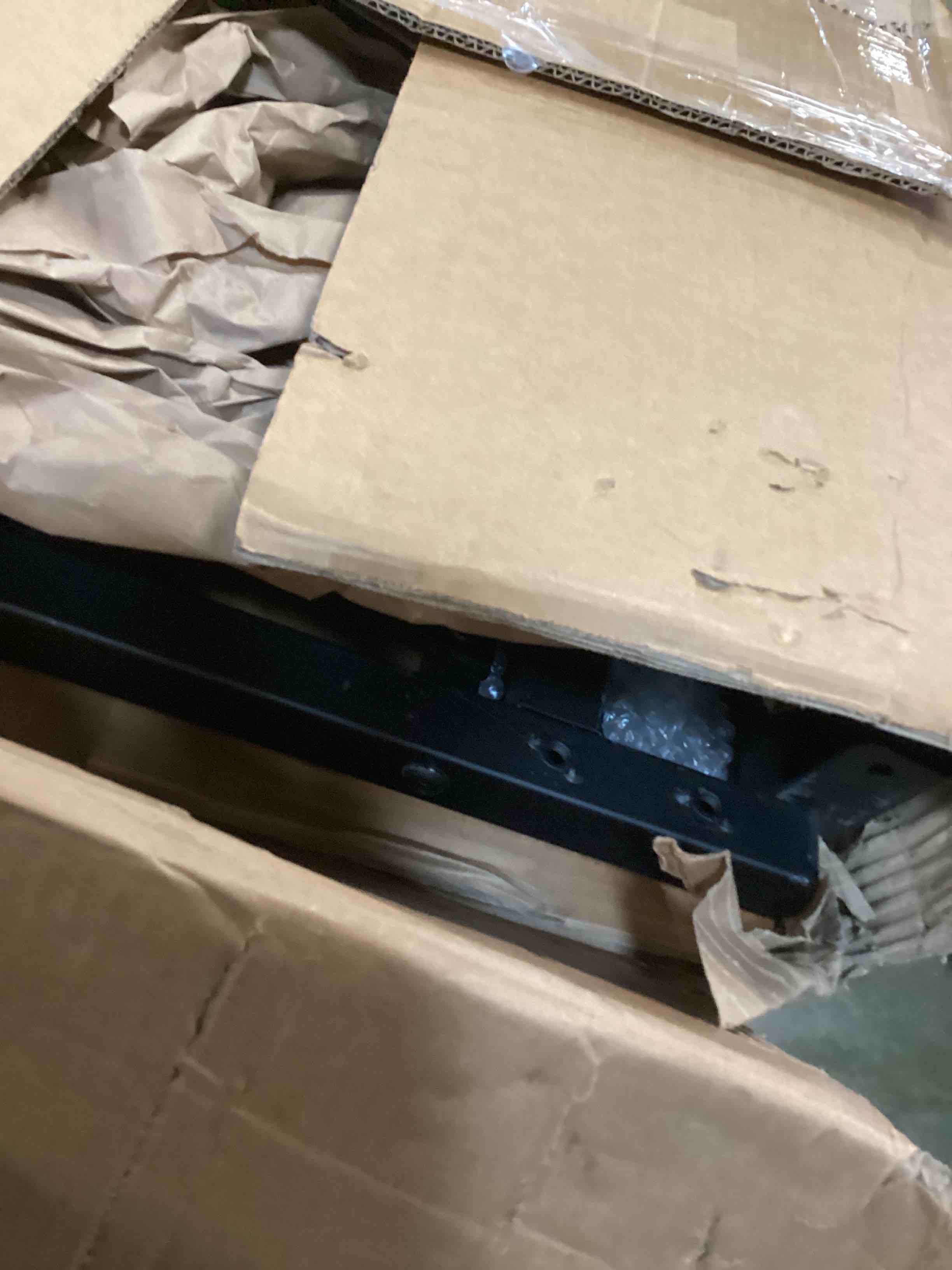 https://s3.amazonaws.com/lotting-images-prod/bidfta/PPE1938131_1744895561312.jpeg