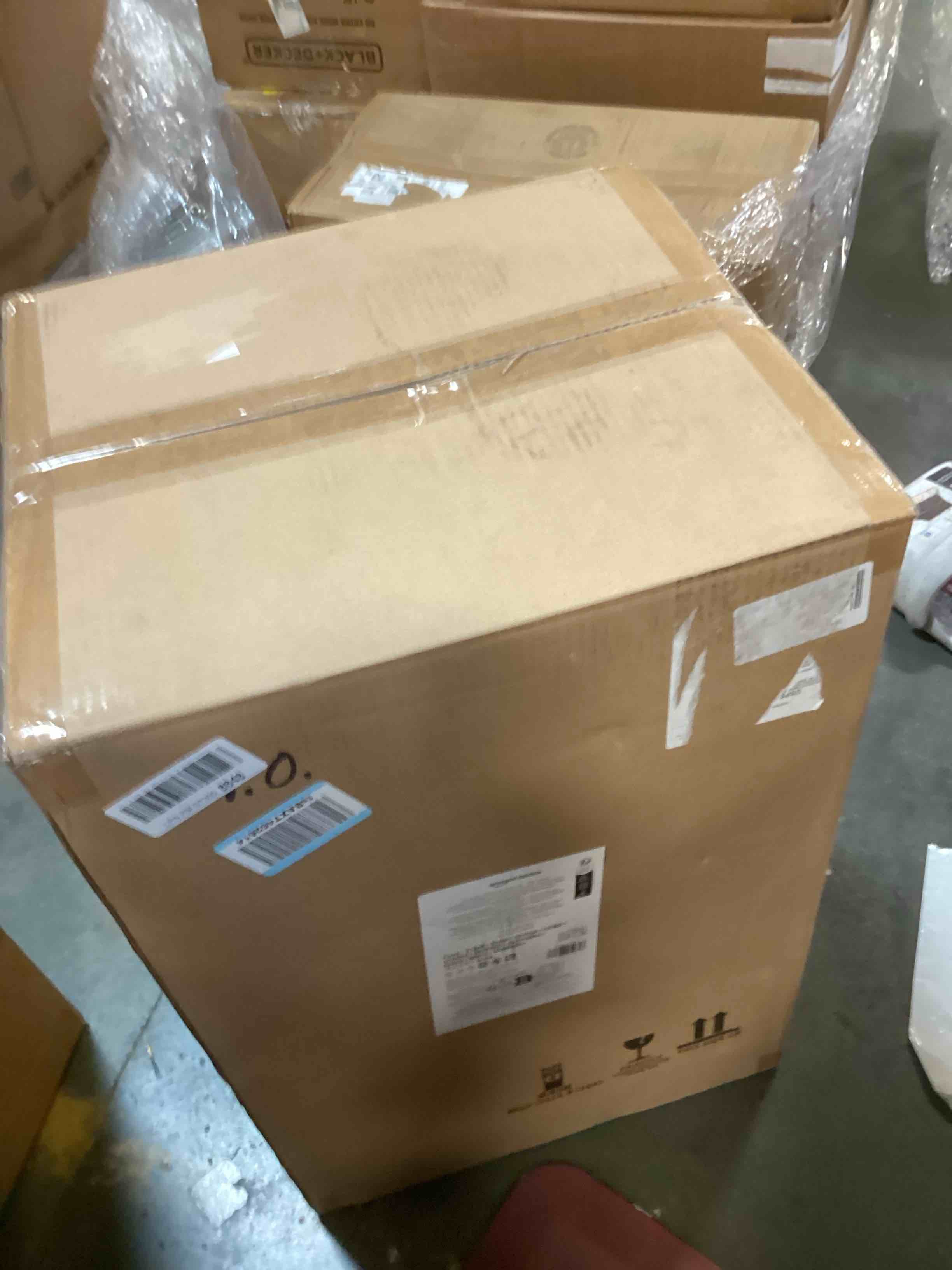 https://s3.amazonaws.com/lotting-images-prod/bidfta/PPE1938242_1744912085434.jpeg