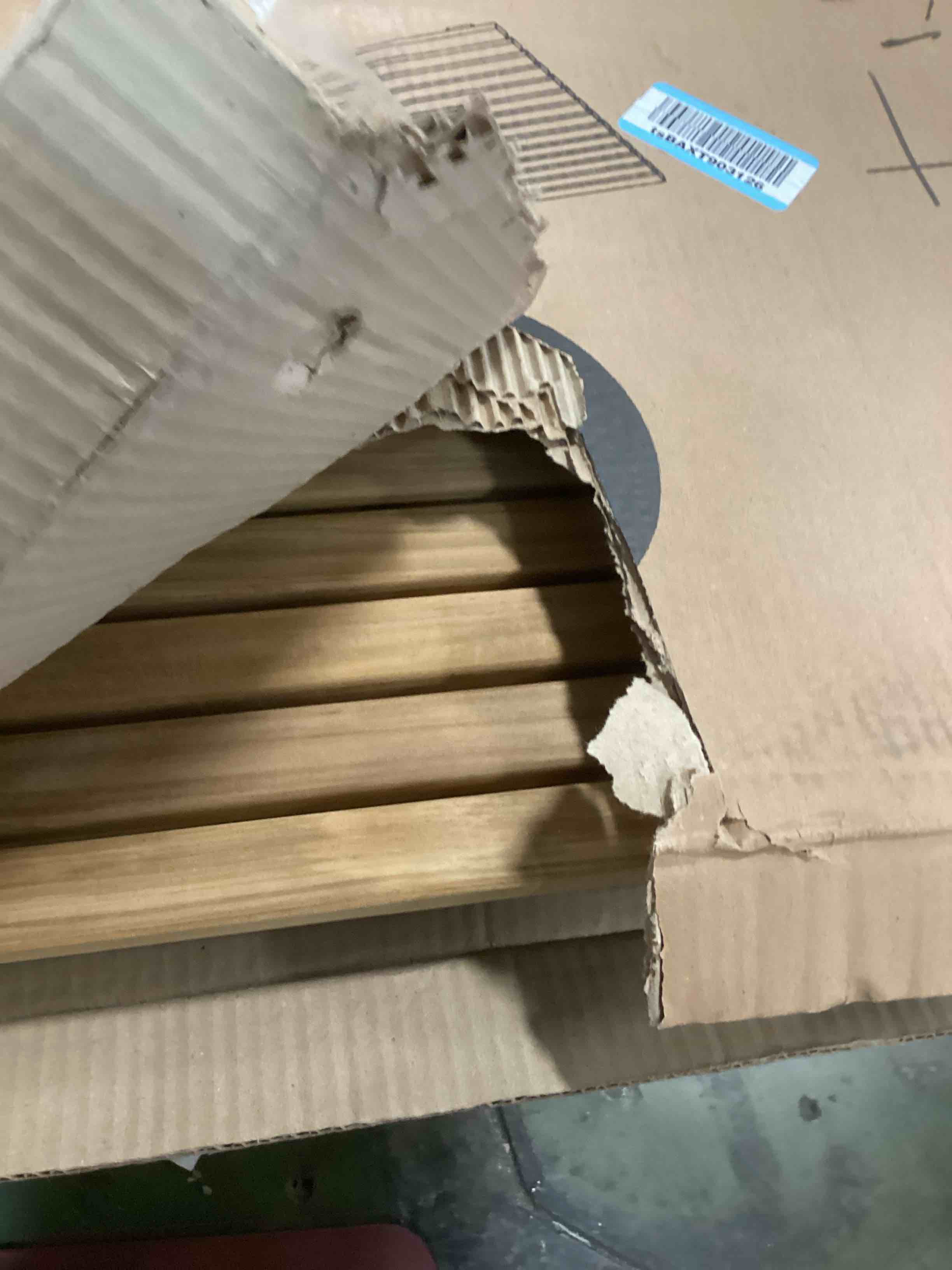 https://s3.amazonaws.com/lotting-images-prod/bidfta/PPE1938293_1744906601457.jpeg