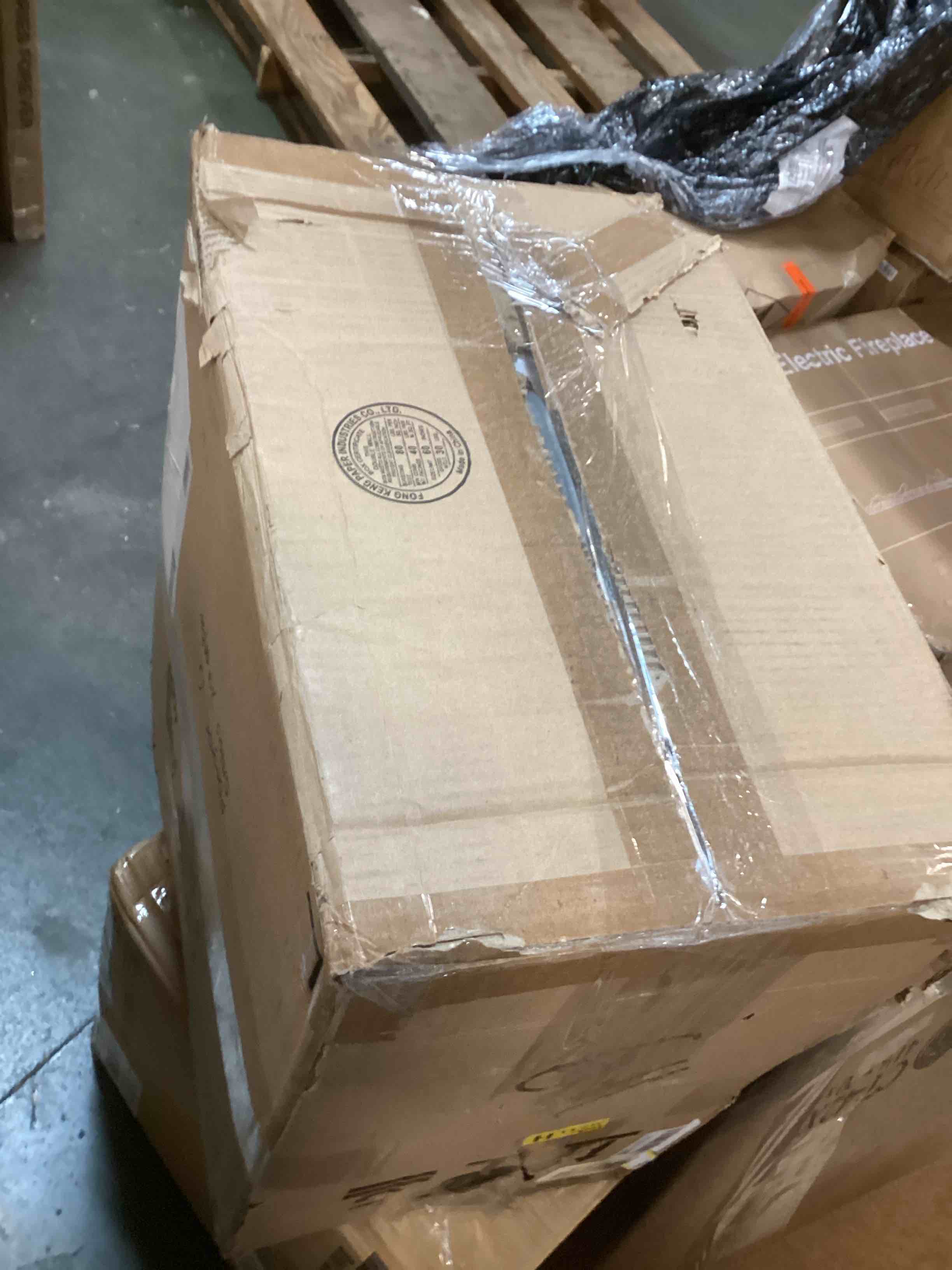 https://s3.amazonaws.com/lotting-images-prod/bidfta/PPE1938337_1744917911794.jpeg