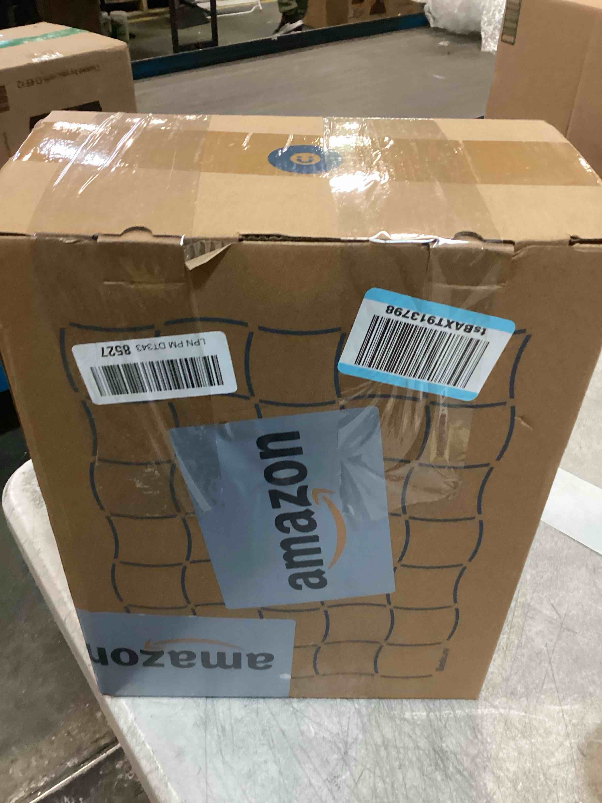 https://s3.amazonaws.com/lotting-images-prod/bidfta/PPE1938431_1744980643230.jpeg