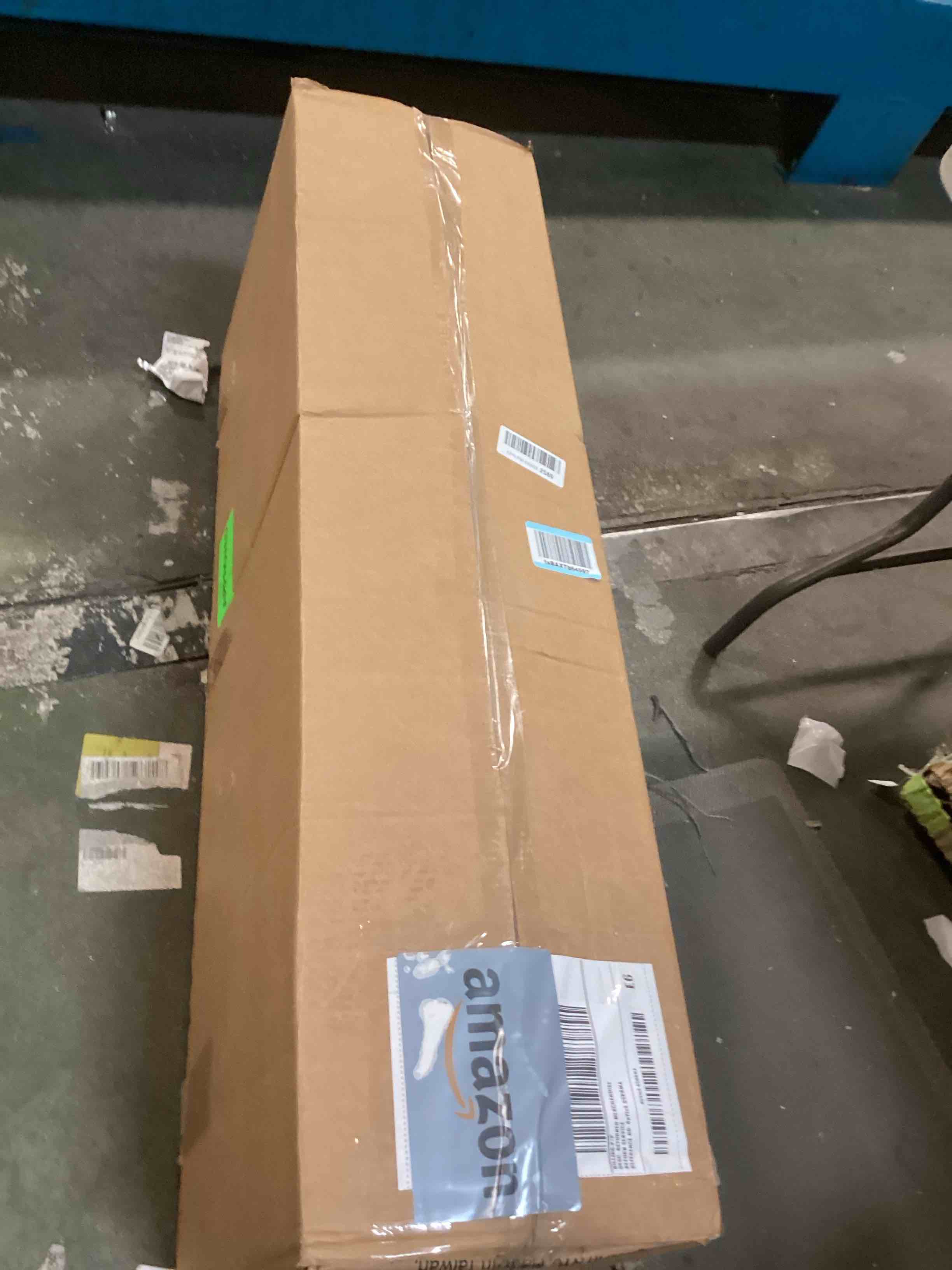 https://s3.amazonaws.com/lotting-images-prod/bidfta/PPE1938449_1744979528195.jpeg