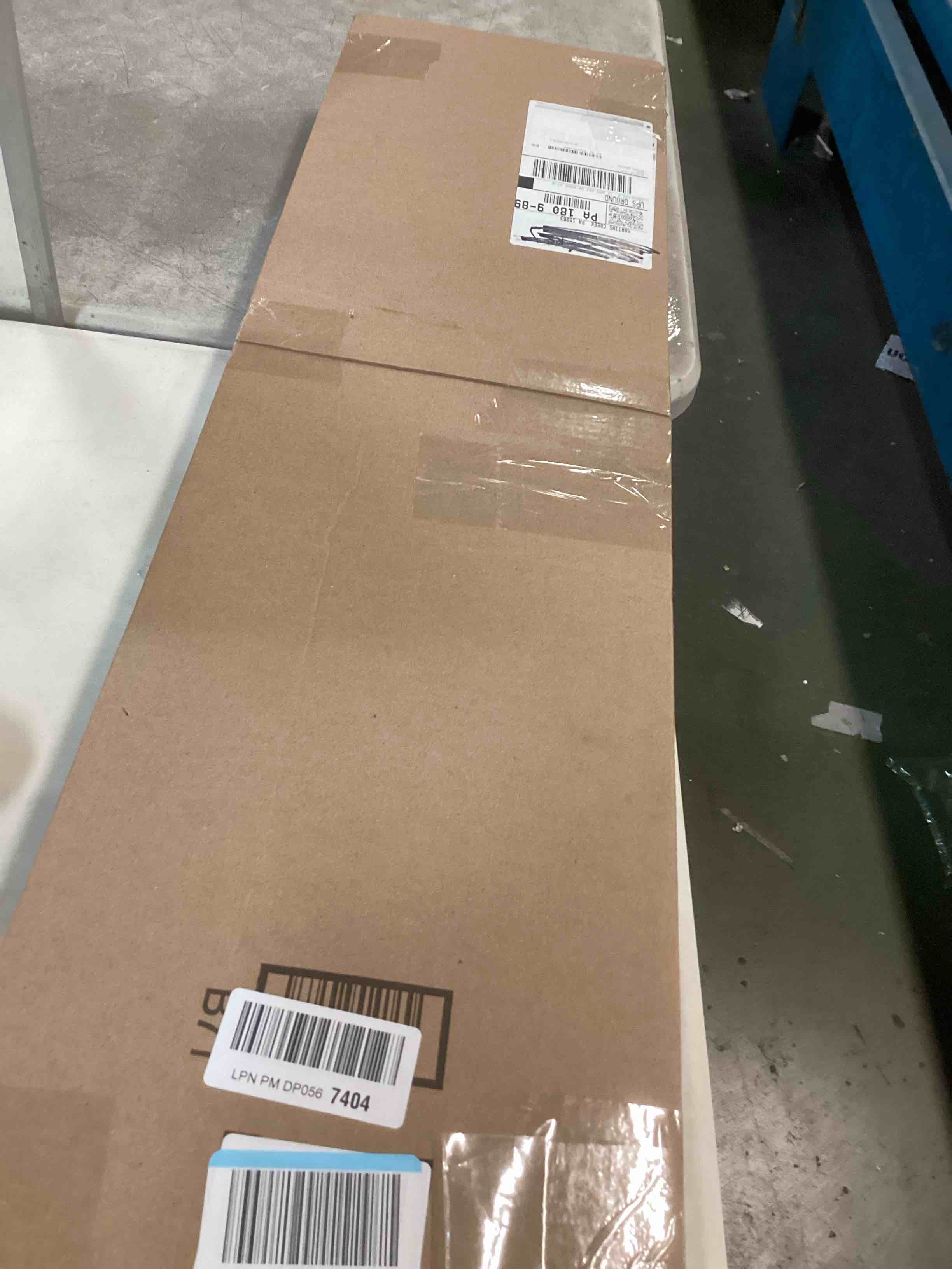 https://s3.amazonaws.com/lotting-images-prod/bidfta/PPE1938632_1745336690102.jpeg