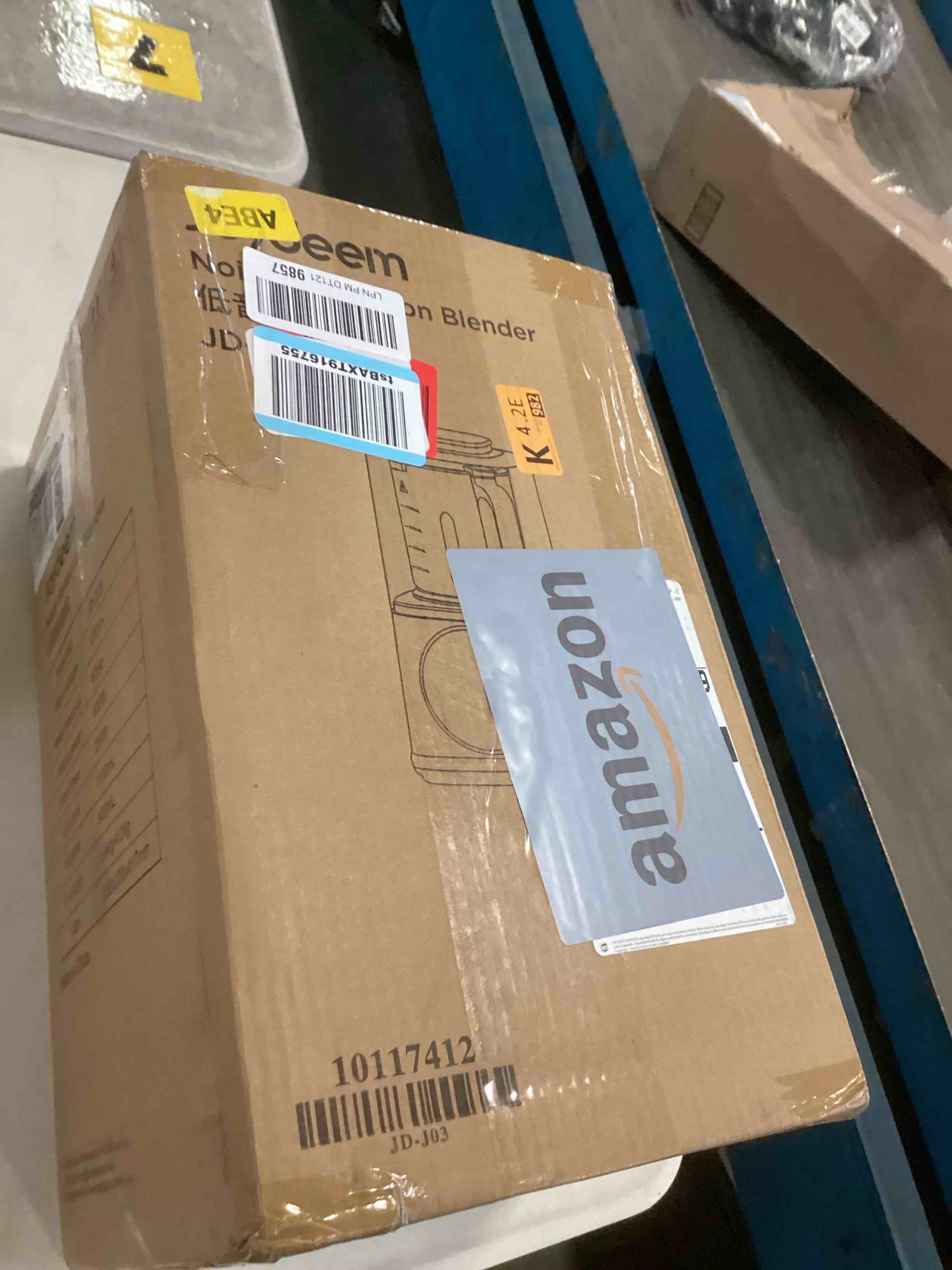 https://s3.amazonaws.com/lotting-images-prod/bidfta/PPE1938654_1745333137314.jpeg