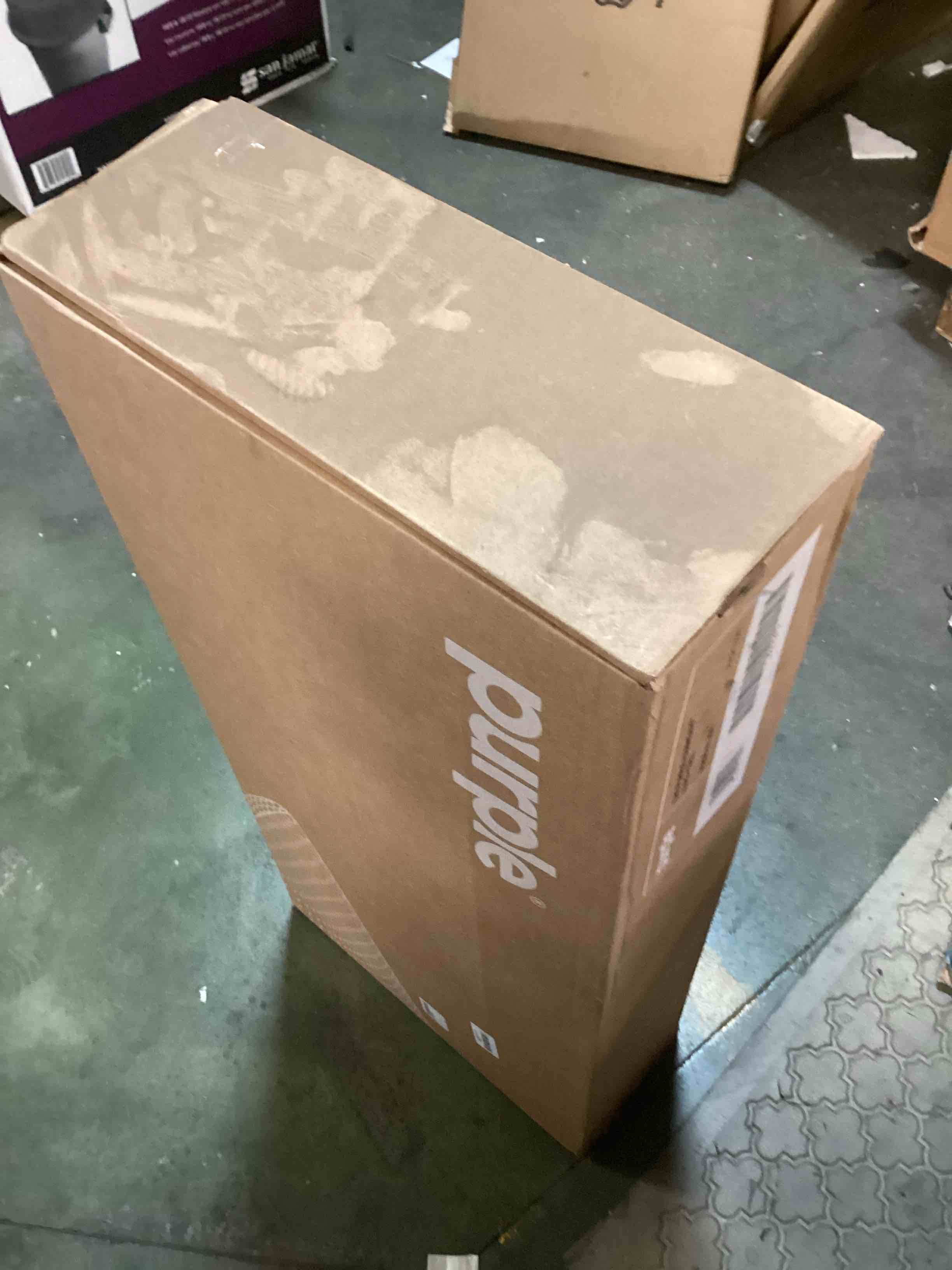 https://s3.amazonaws.com/lotting-images-prod/bidfta/PPE1938879_1745437459855.jpeg