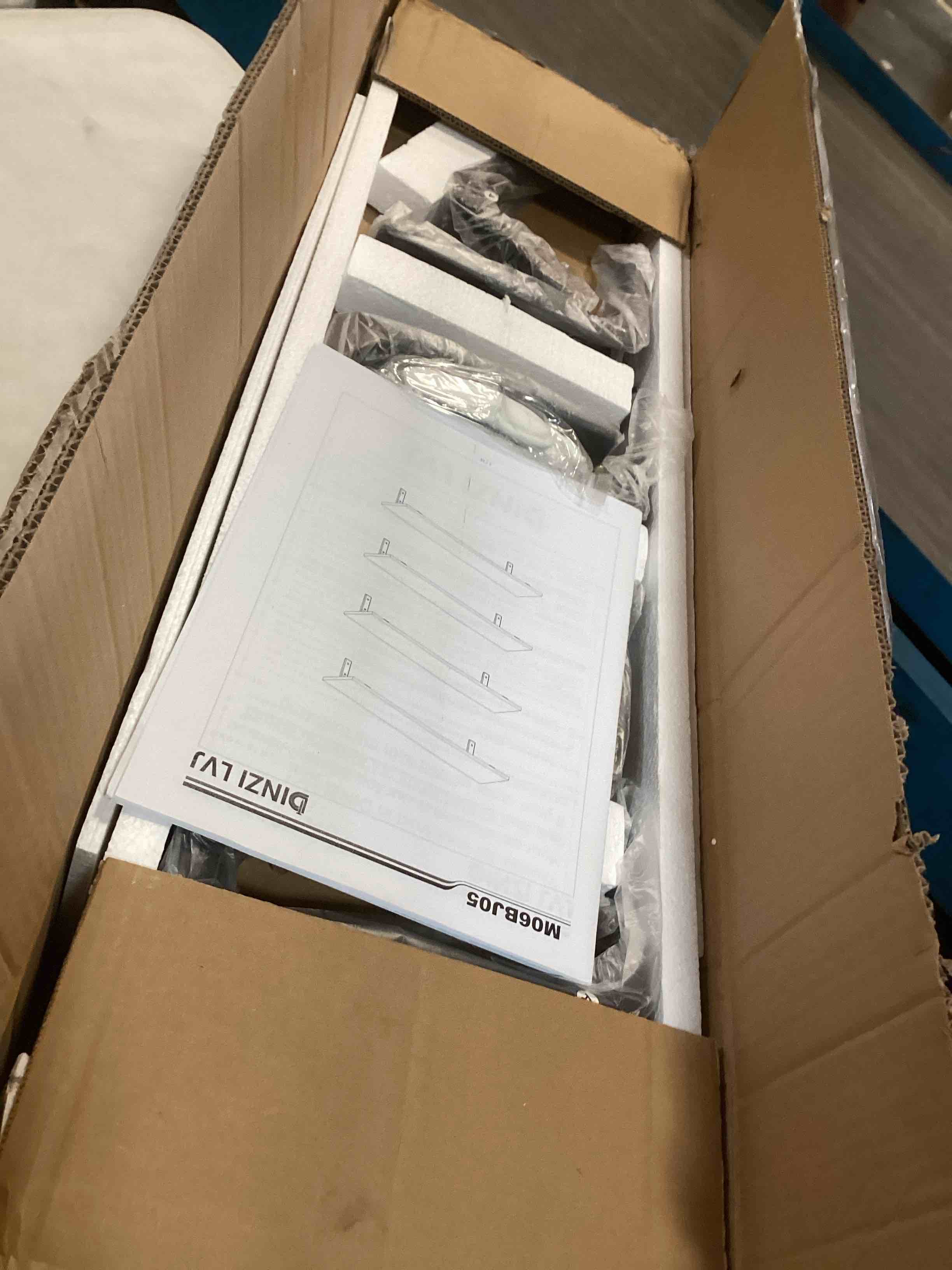 https://s3.amazonaws.com/lotting-images-prod/bidfta/PPE1938881_1745436589978.jpeg