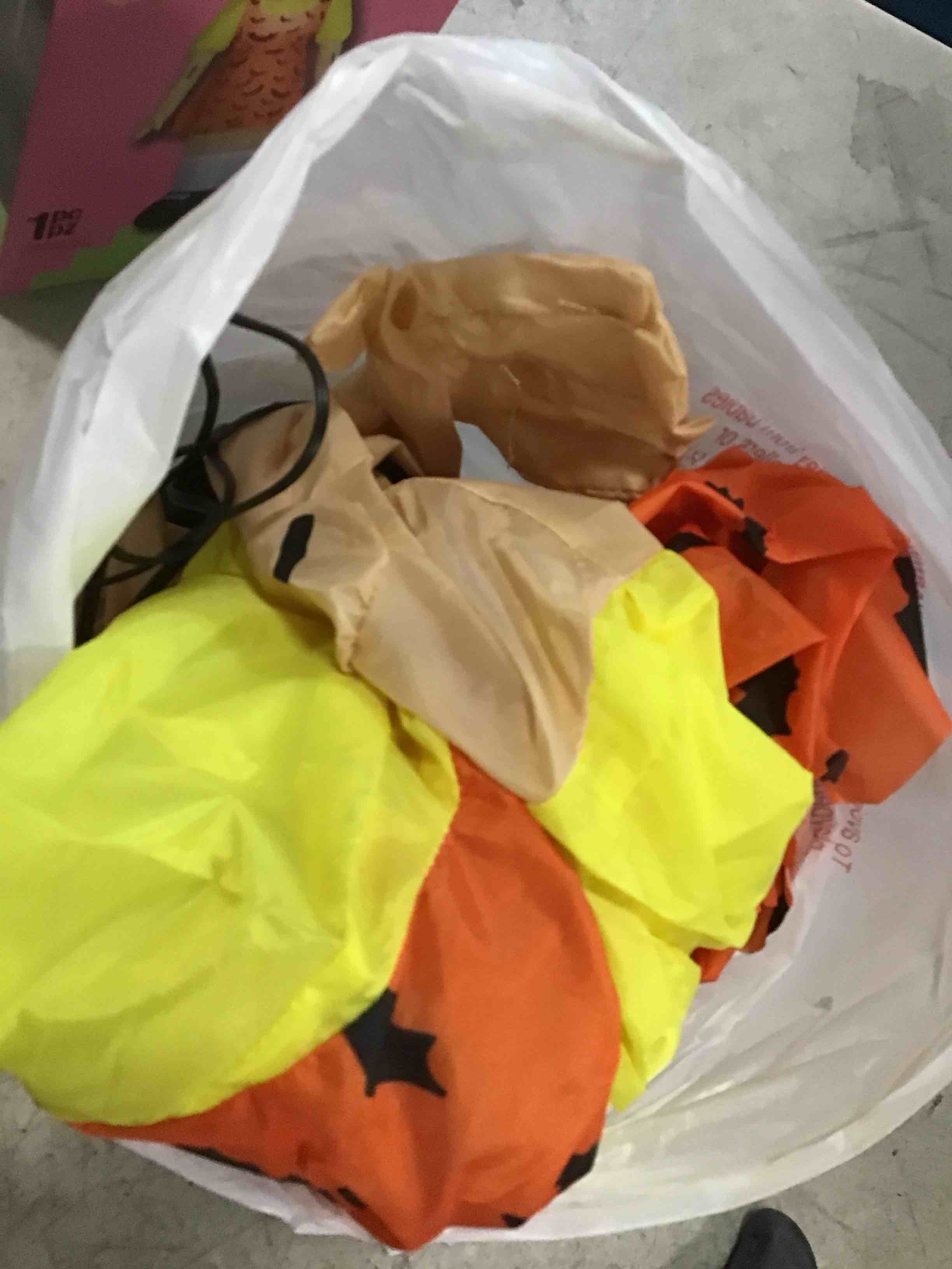 https://s3.amazonaws.com/lotting-images-prod/bidfta/PPE1939060_1743513282607.jpeg