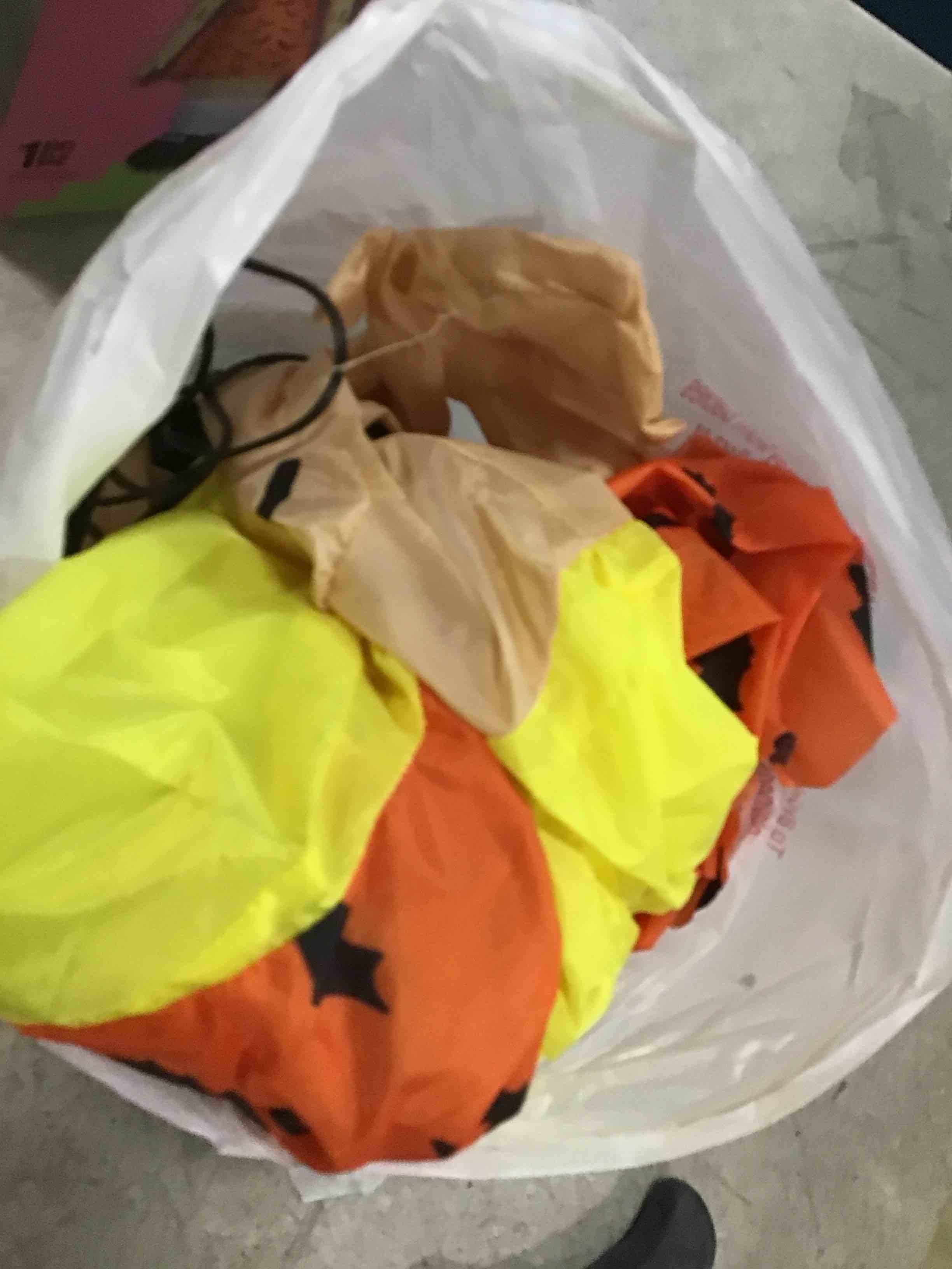 https://s3.amazonaws.com/lotting-images-prod/bidfta/PPE1939061_1743513275243.jpeg