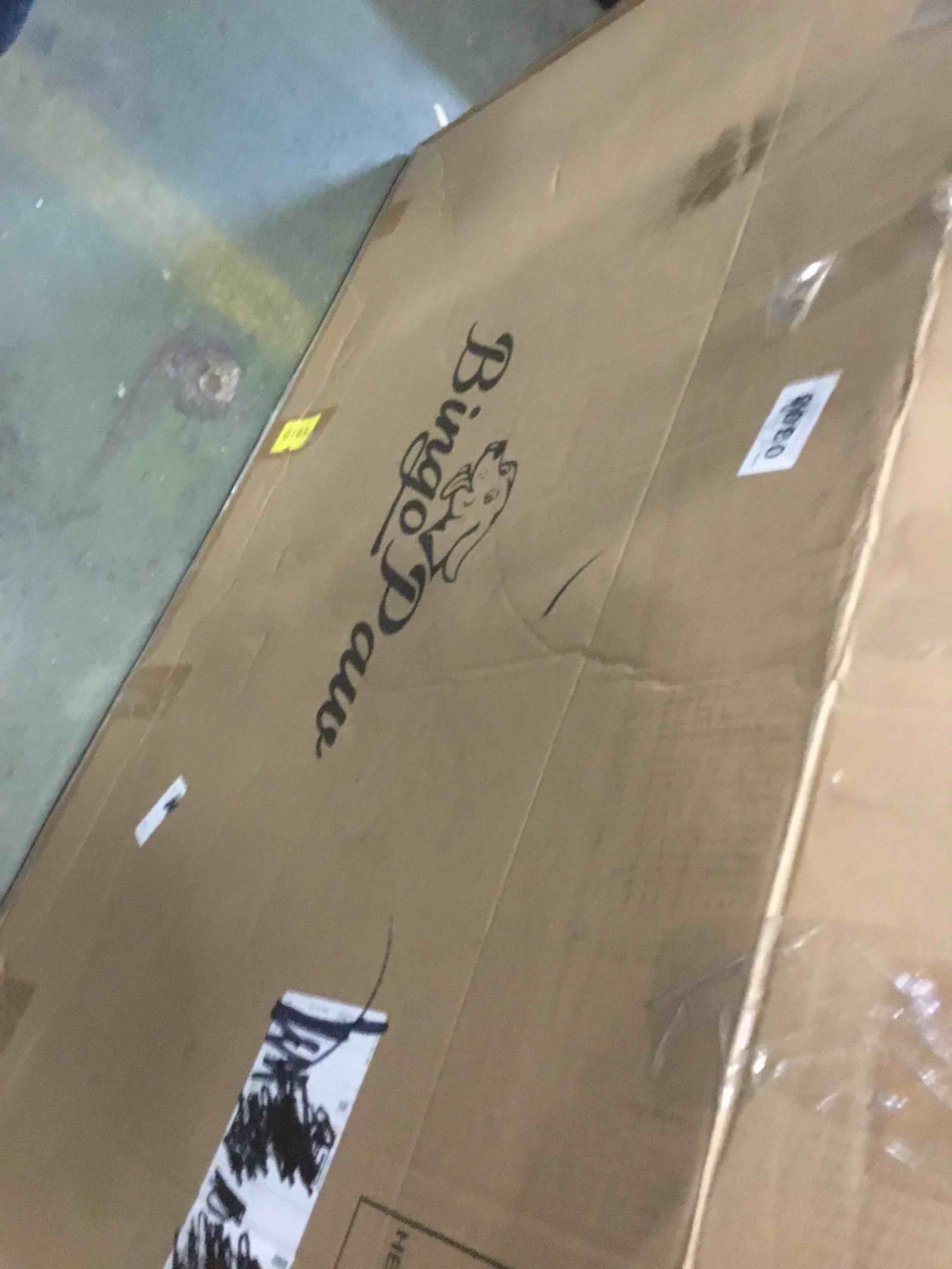 https://s3.amazonaws.com/lotting-images-prod/bidfta/PPE1939209_1743527969603.jpeg