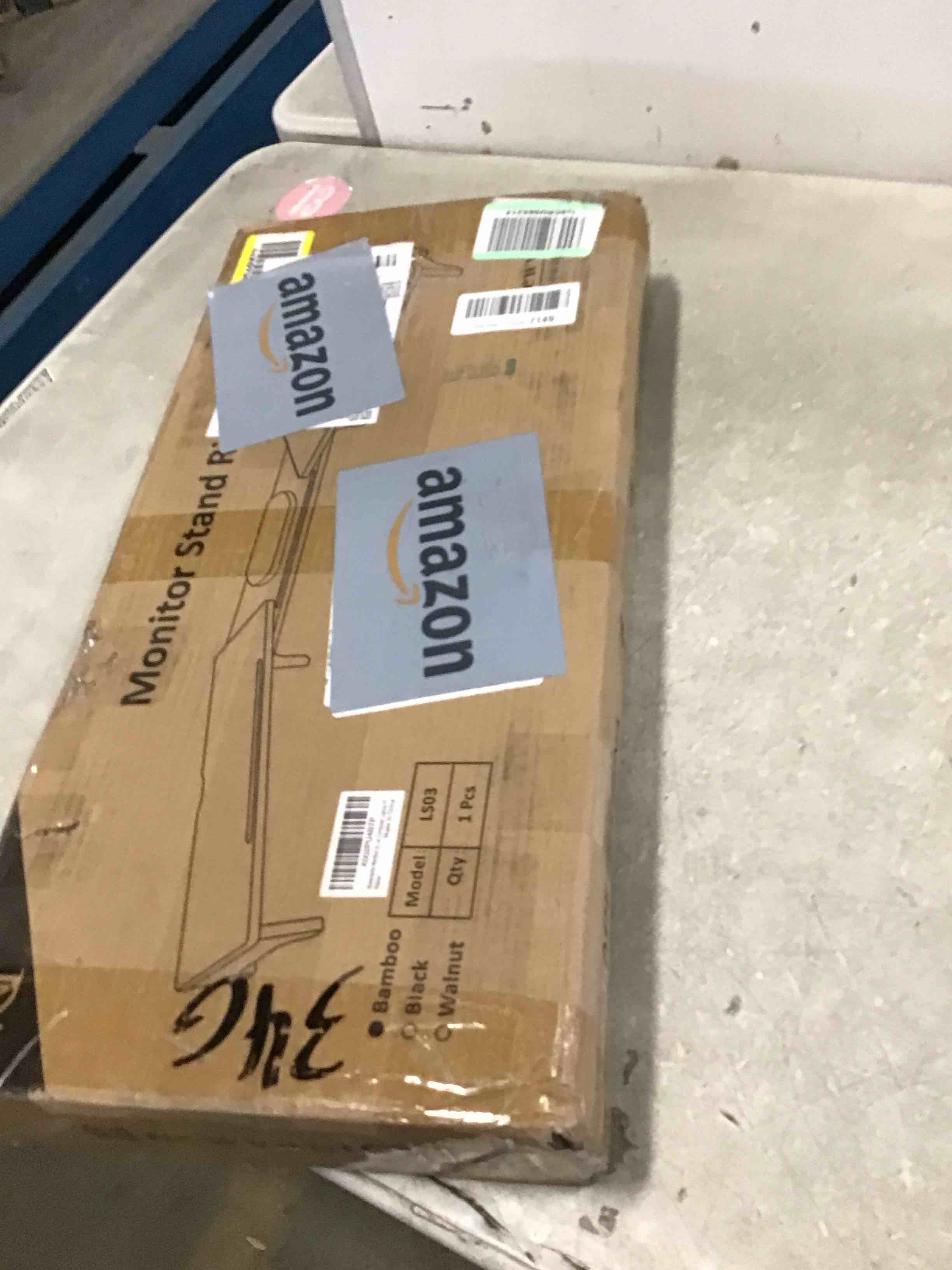 https://s3.amazonaws.com/lotting-images-prod/bidfta/PPE1940498_1744042419334.jpeg