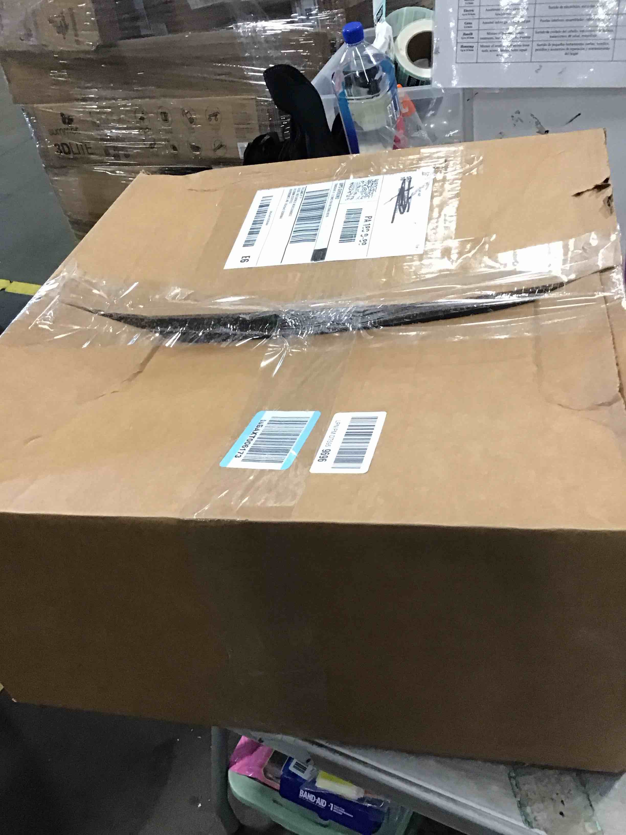 https://s3.amazonaws.com/lotting-images-prod/bidfta/PPE1940720_1744115155884.jpeg