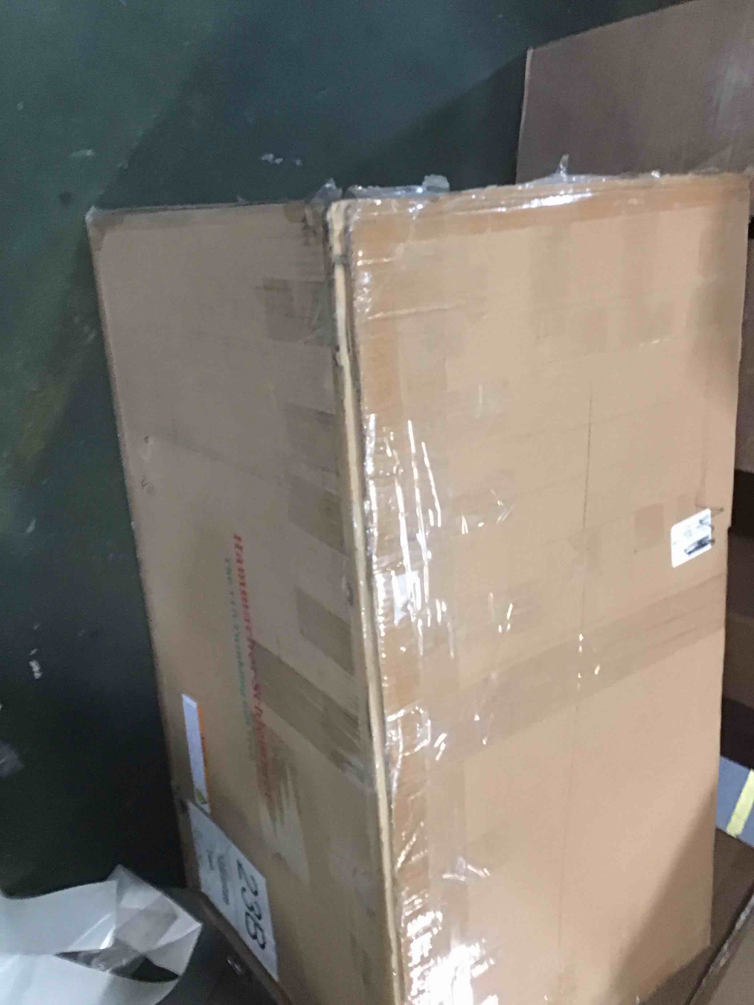 https://s3.amazonaws.com/lotting-images-prod/bidfta/PPE1940867_1744126795596.jpeg