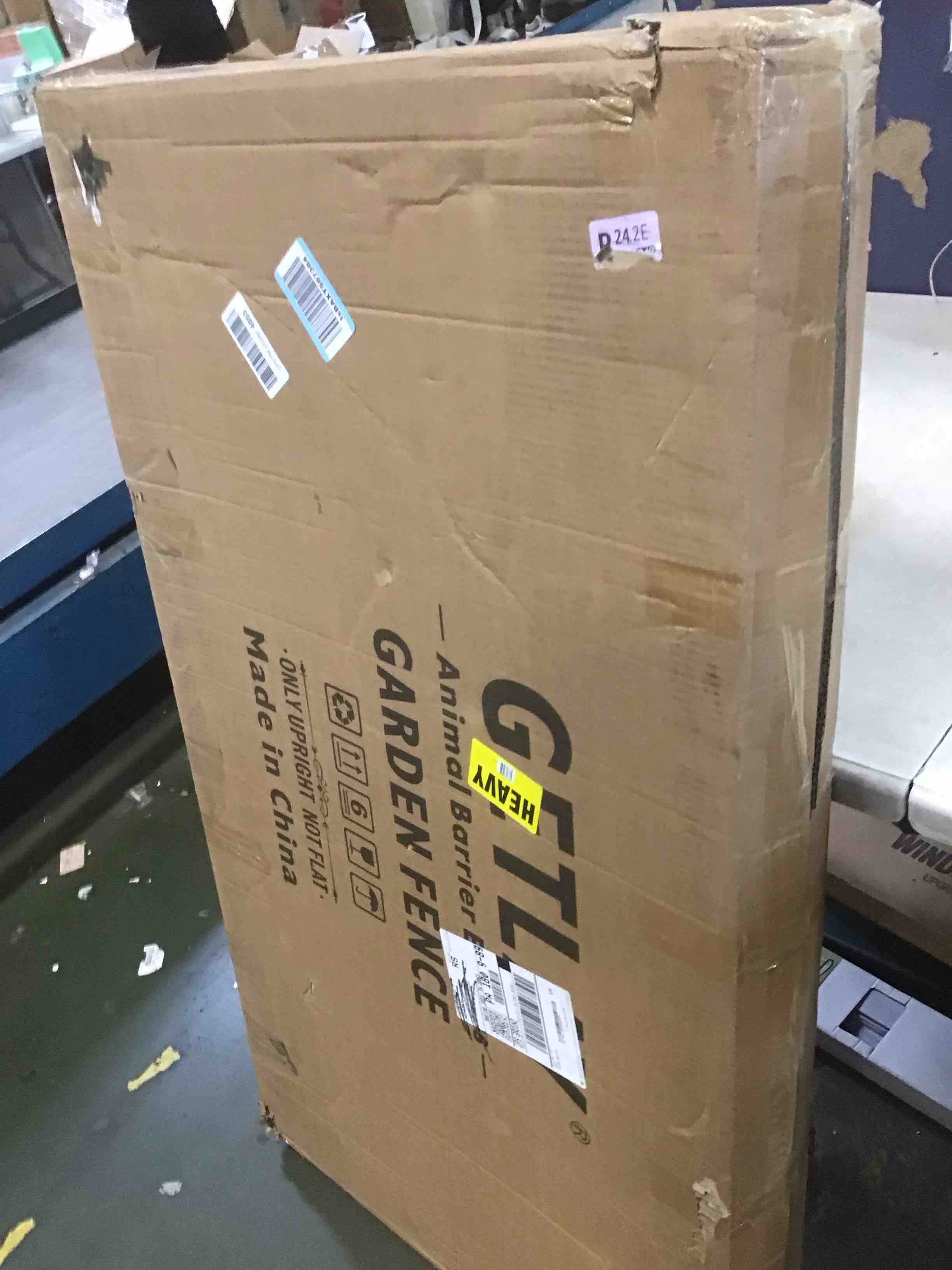 https://s3.amazonaws.com/lotting-images-prod/bidfta/PPE1940967_1744136115920.jpeg