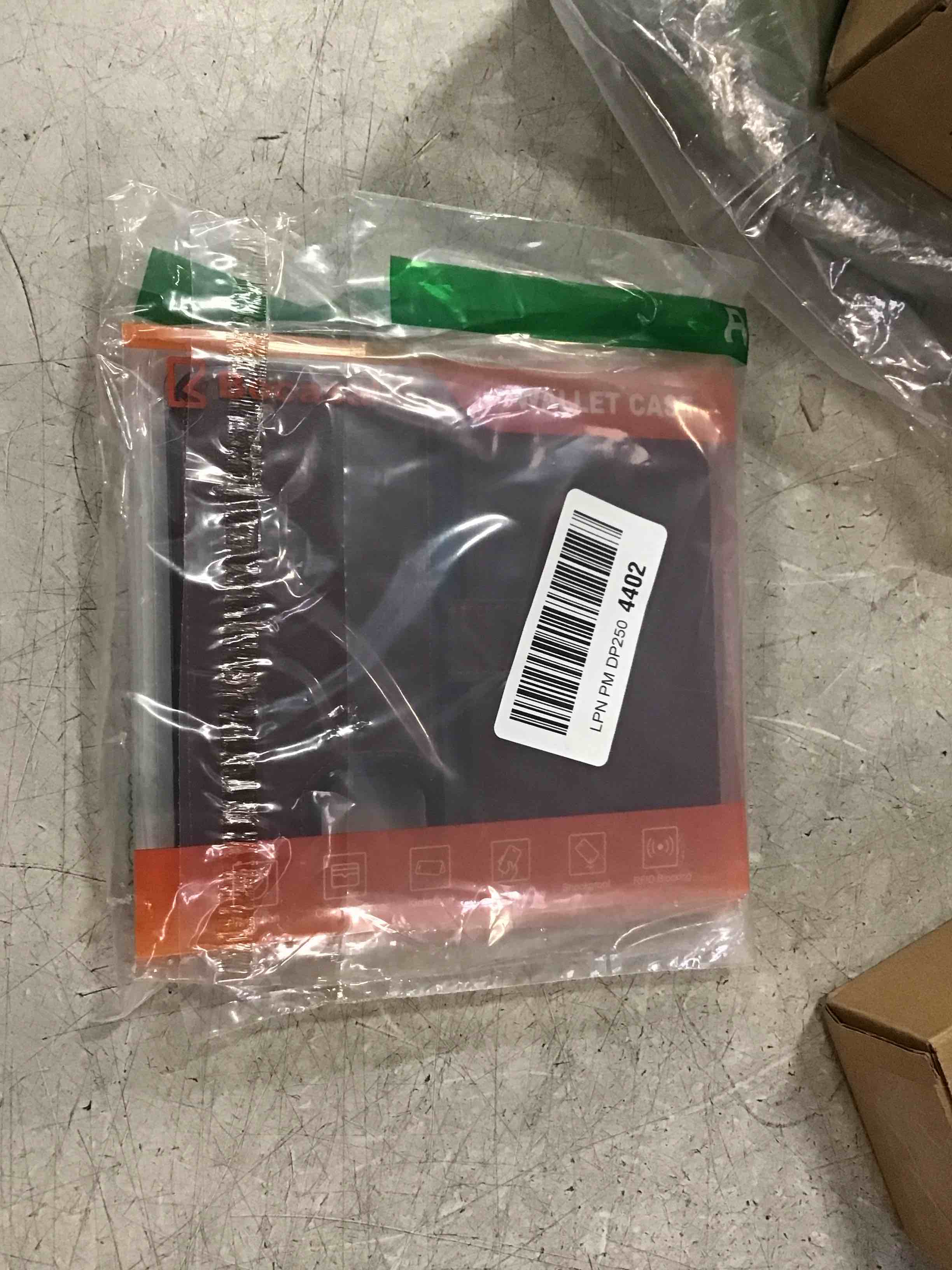 https://s3.amazonaws.com/lotting-images-prod/bidfta/PPE1942679_1743771860231.jpeg