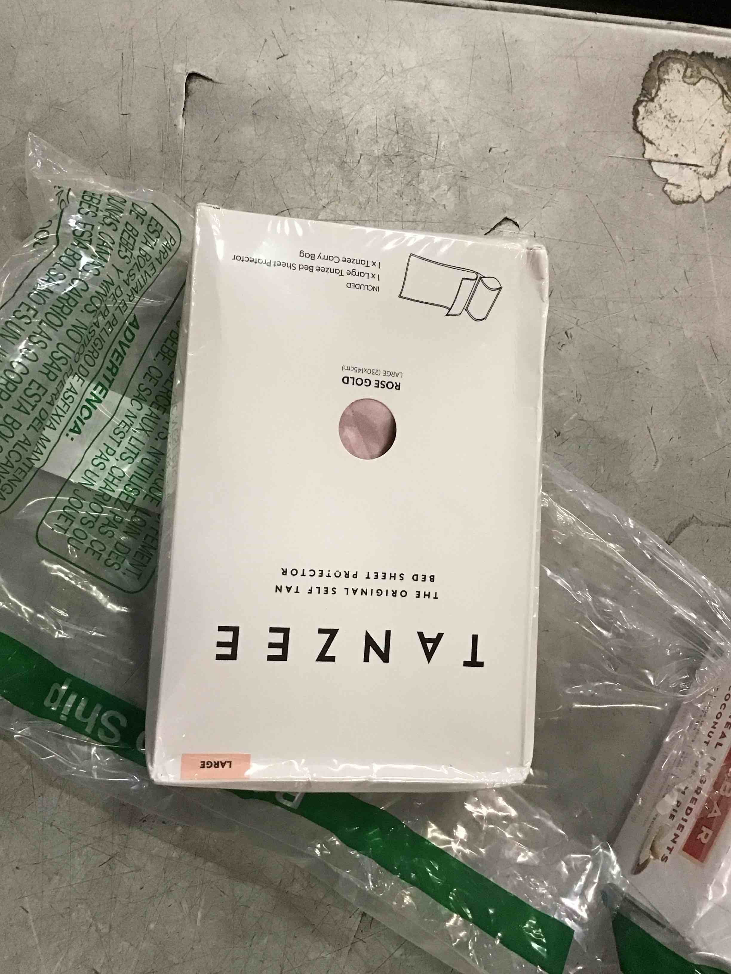 https://s3.amazonaws.com/lotting-images-prod/bidfta/PPE1942802_1743793050560.jpeg