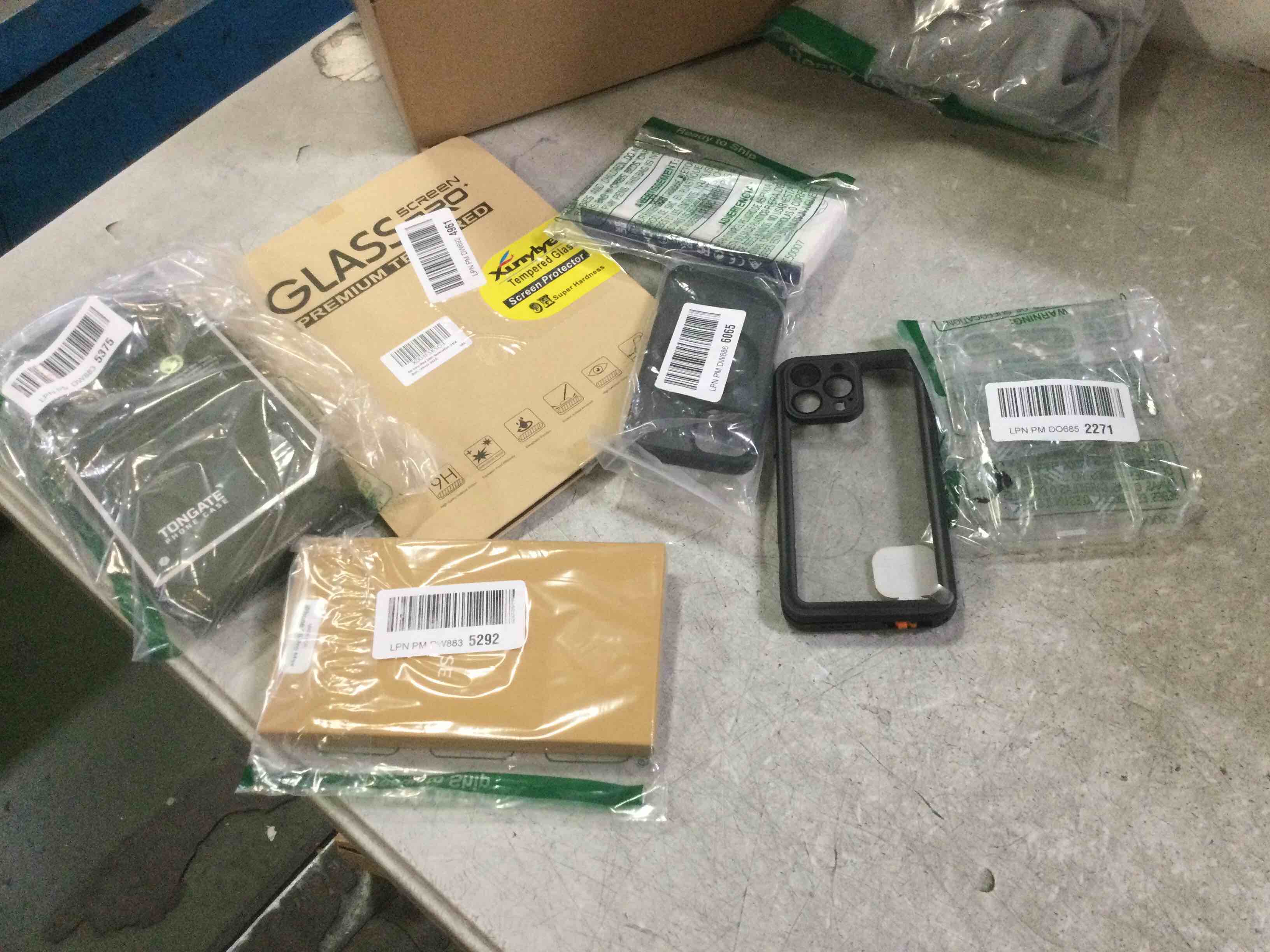https://s3.amazonaws.com/lotting-images-prod/bidfta/PPE1943270_1744141830111.jpeg