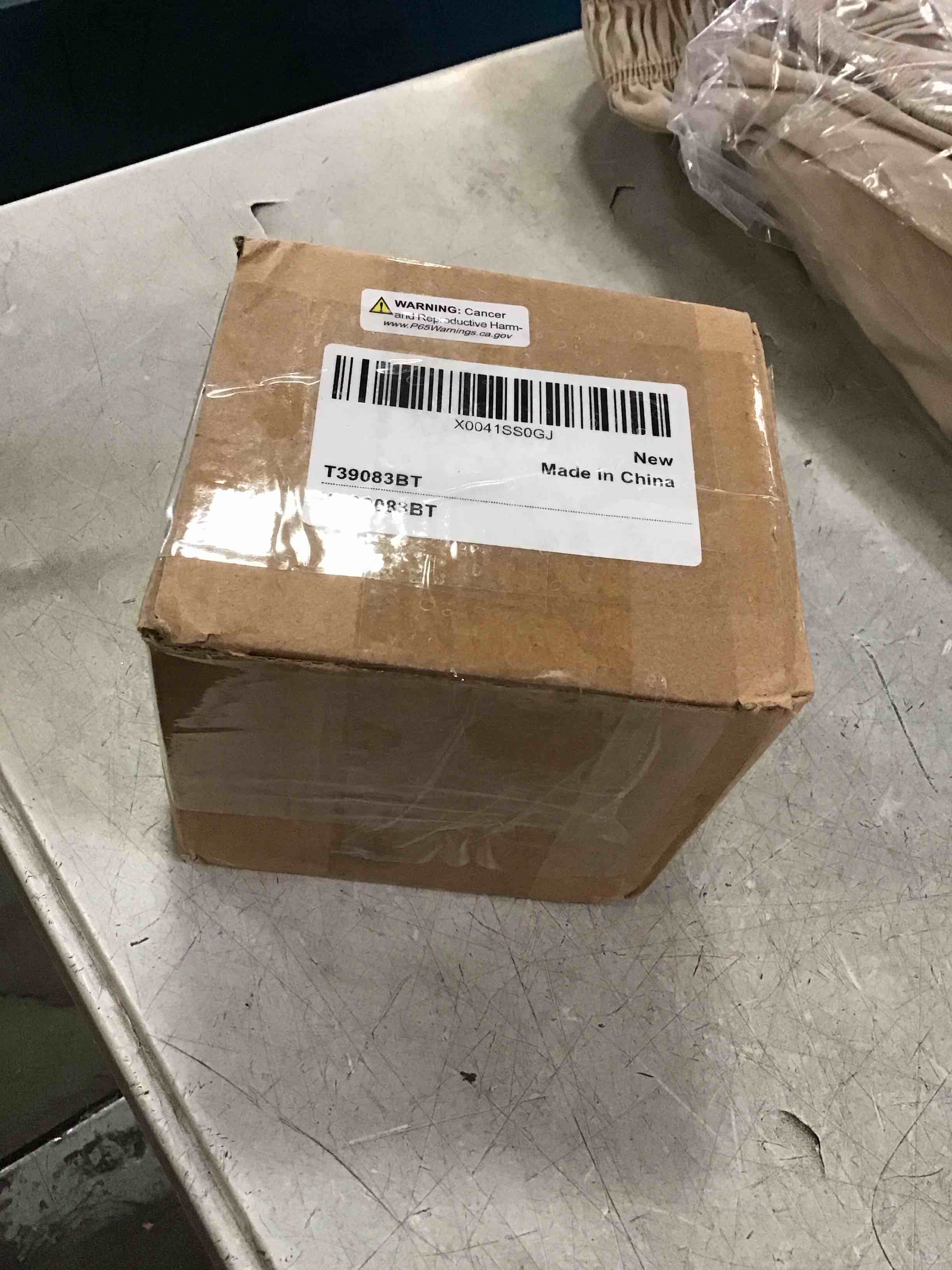 https://s3.amazonaws.com/lotting-images-prod/bidfta/PPE1943416_1744223894832.jpeg