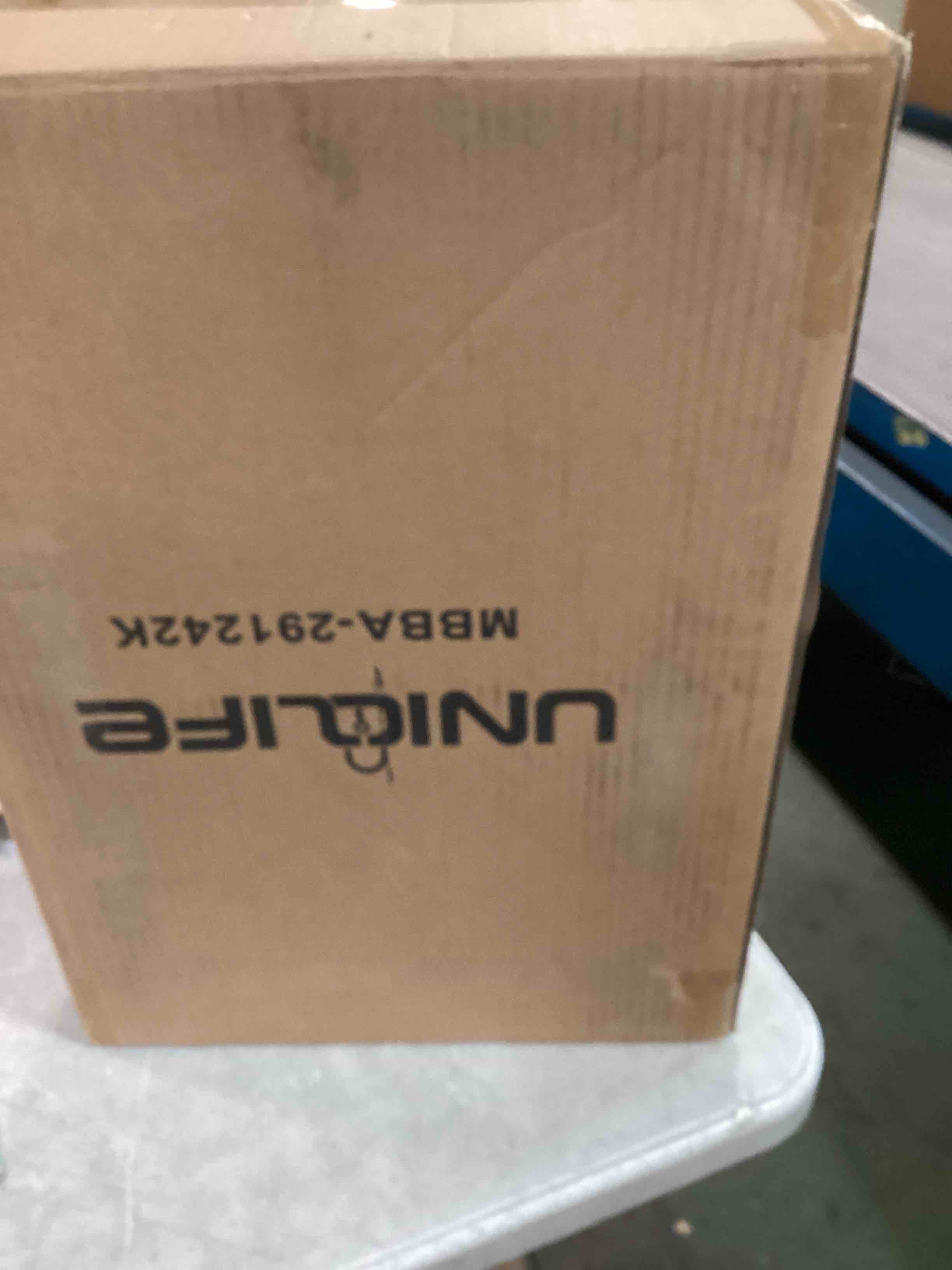 https://s3.amazonaws.com/lotting-images-prod/bidfta/PPE1943742_1746457825726.jpeg