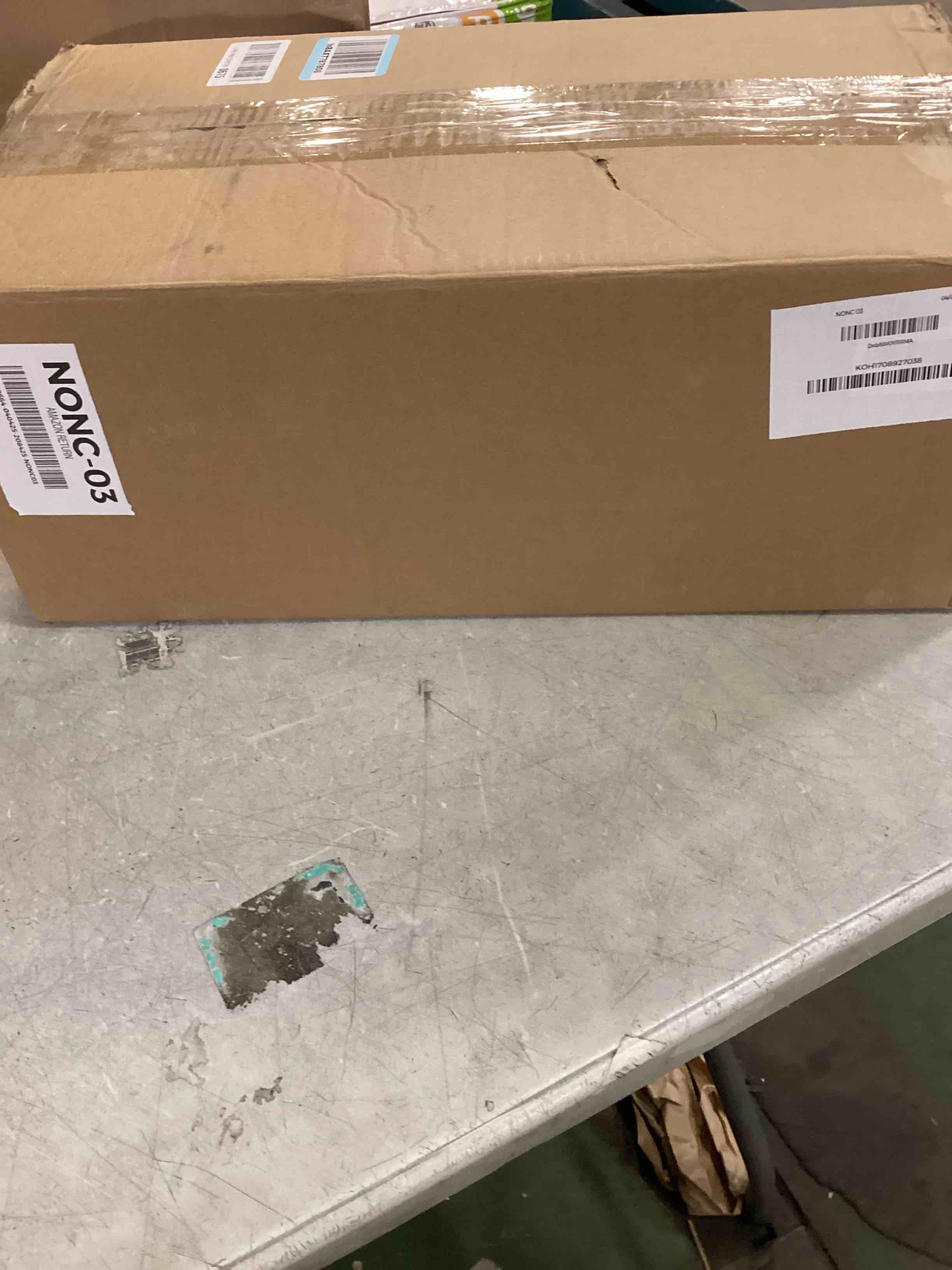 https://s3.amazonaws.com/lotting-images-prod/bidfta/PPE1943860_1746470765829.jpeg