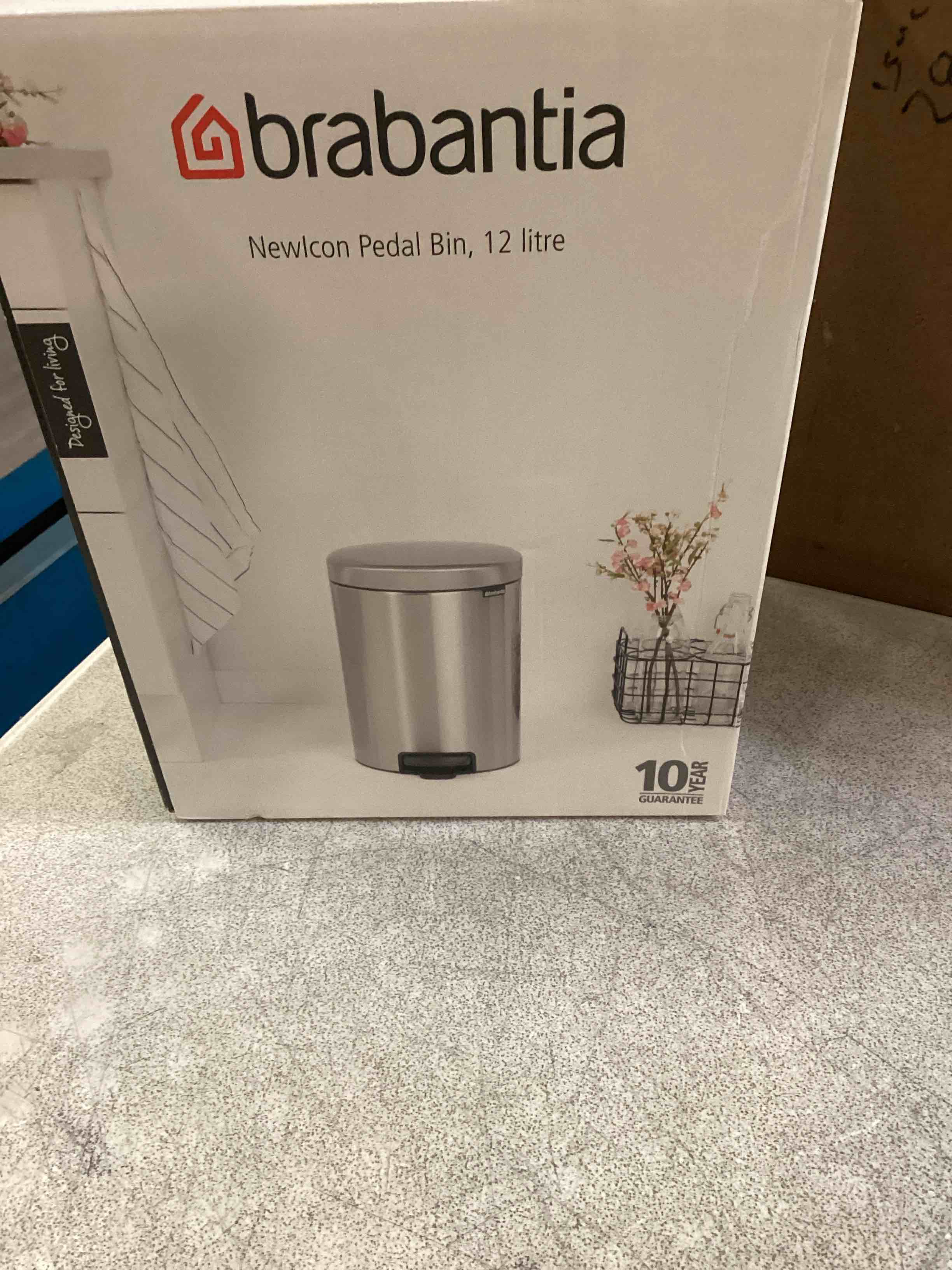 https://s3.amazonaws.com/lotting-images-prod/bidfta/PPE1944096_1746552755190.jpeg