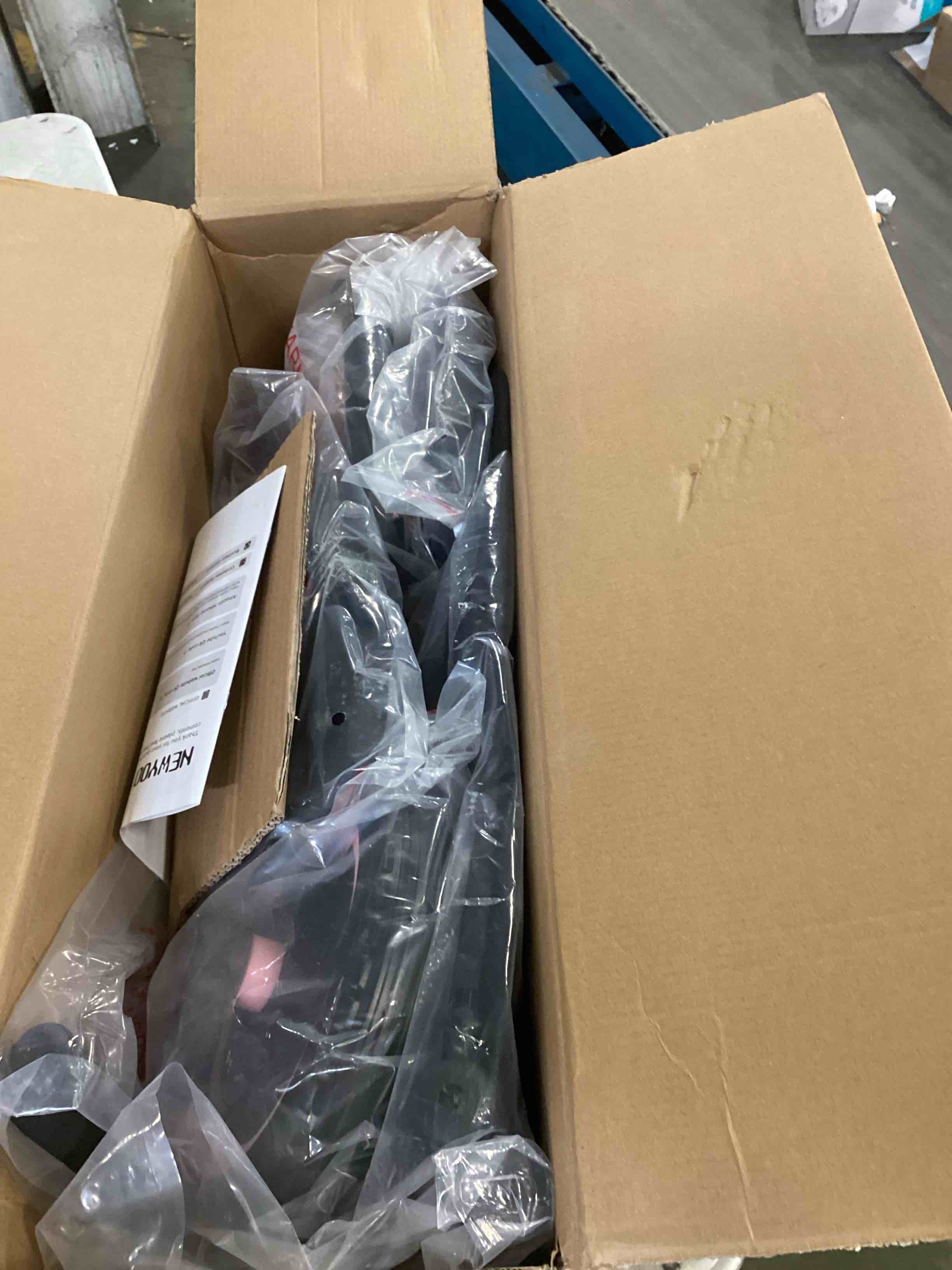 https://s3.amazonaws.com/lotting-images-prod/bidfta/PPE1944309_1746635298134.jpeg
